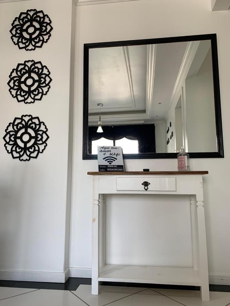 Two-Bedroom Apartment - Photo 2