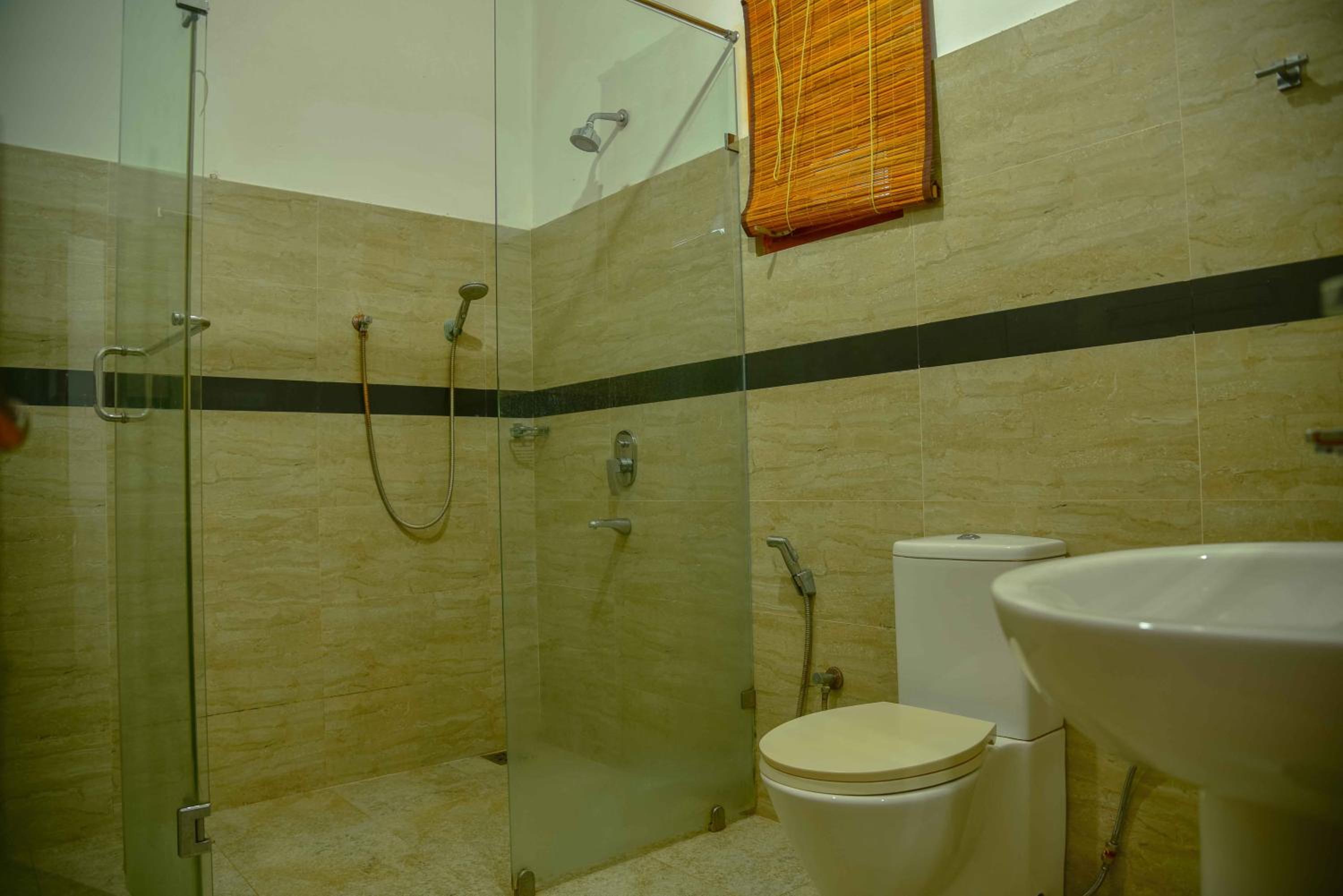 Deluxe Double Room with Balcony photo 2