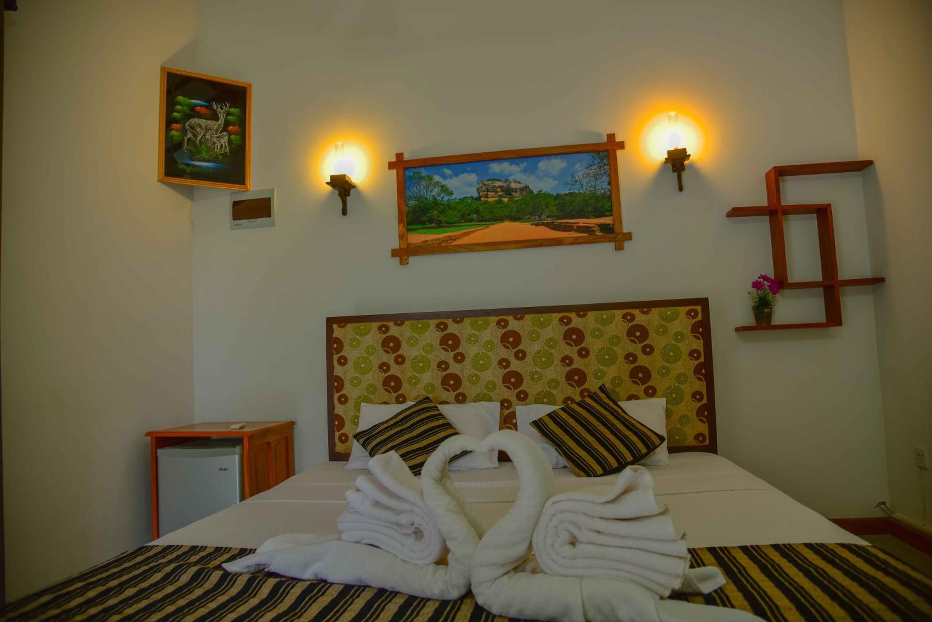 Deluxe Double Room with Balcony photo 3