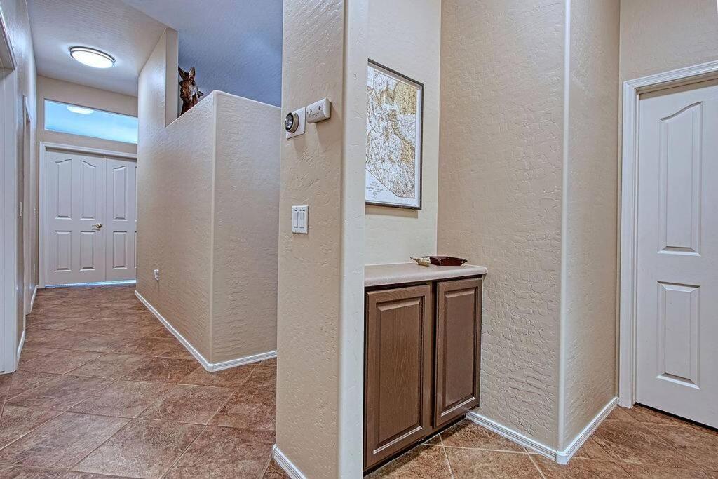 Four-Bedroom House photo 3