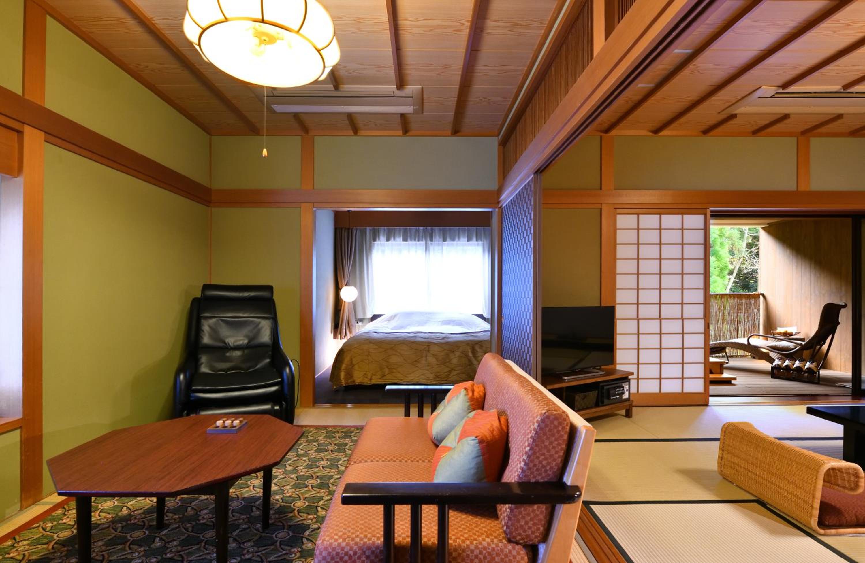 Suite with Tatami Area and Open-Air Bath photo 2