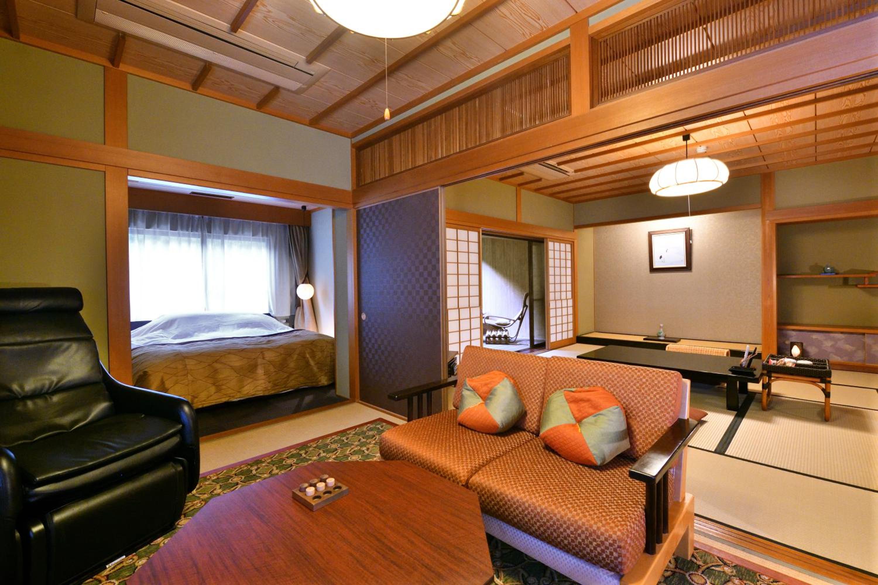Suite with Tatami Area and Open-Air Bath photo 3