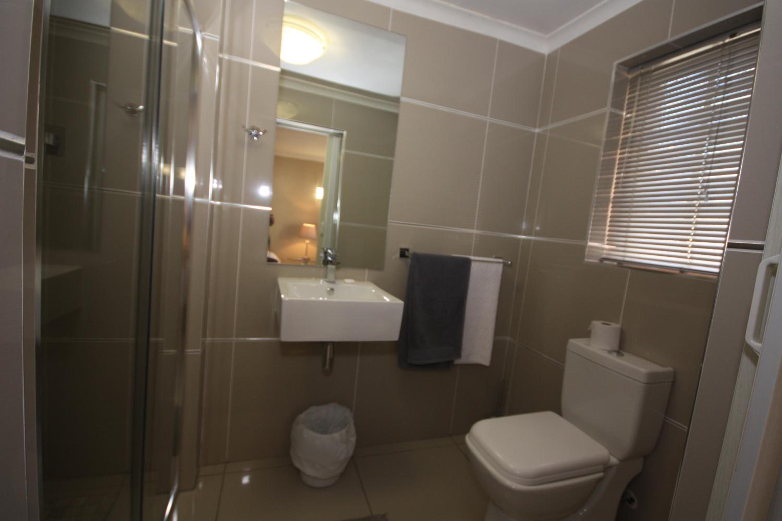 Deluxe Twin Room photo 2
