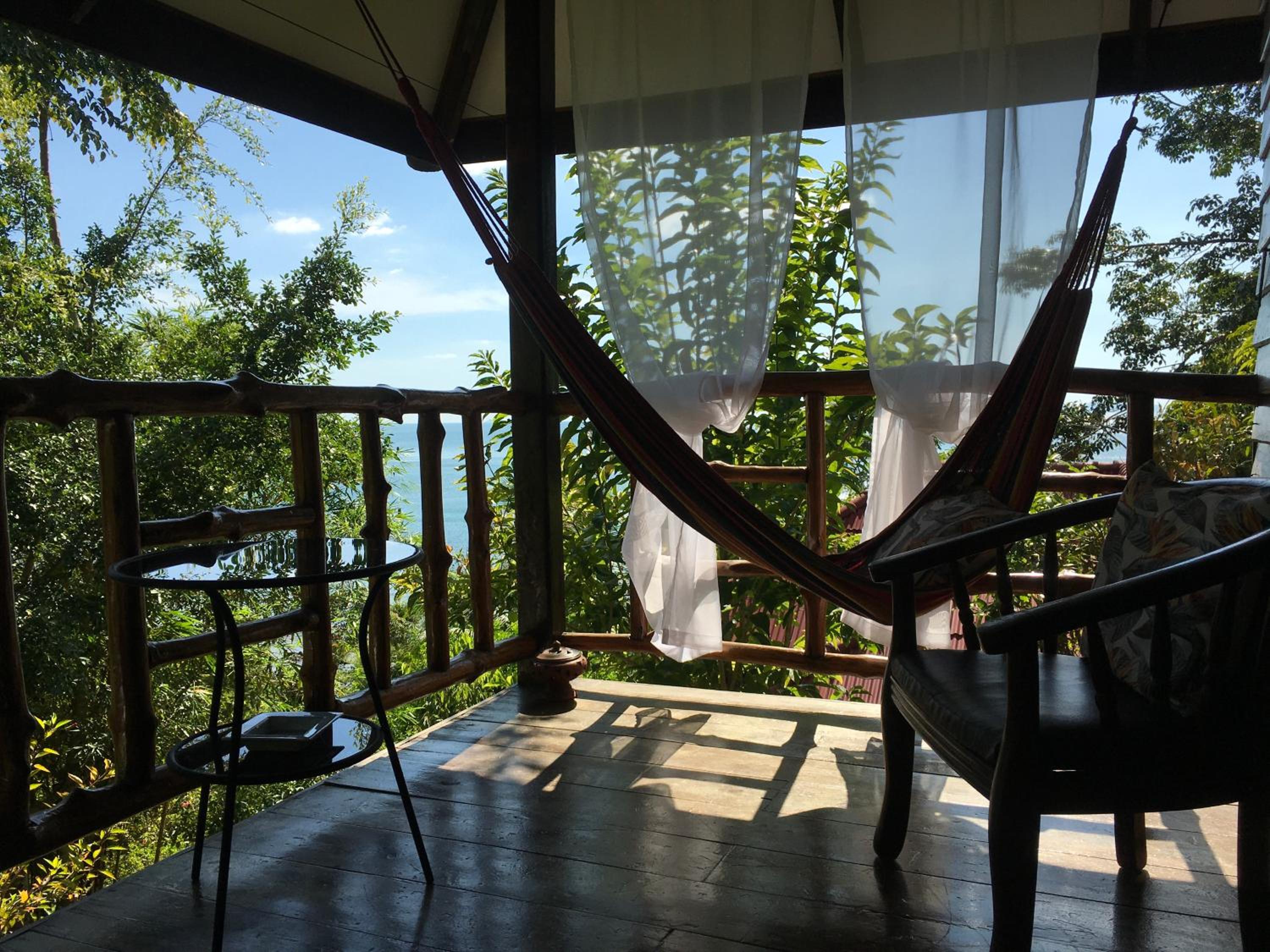 Deluxe Bungalow with Sea View photo 3