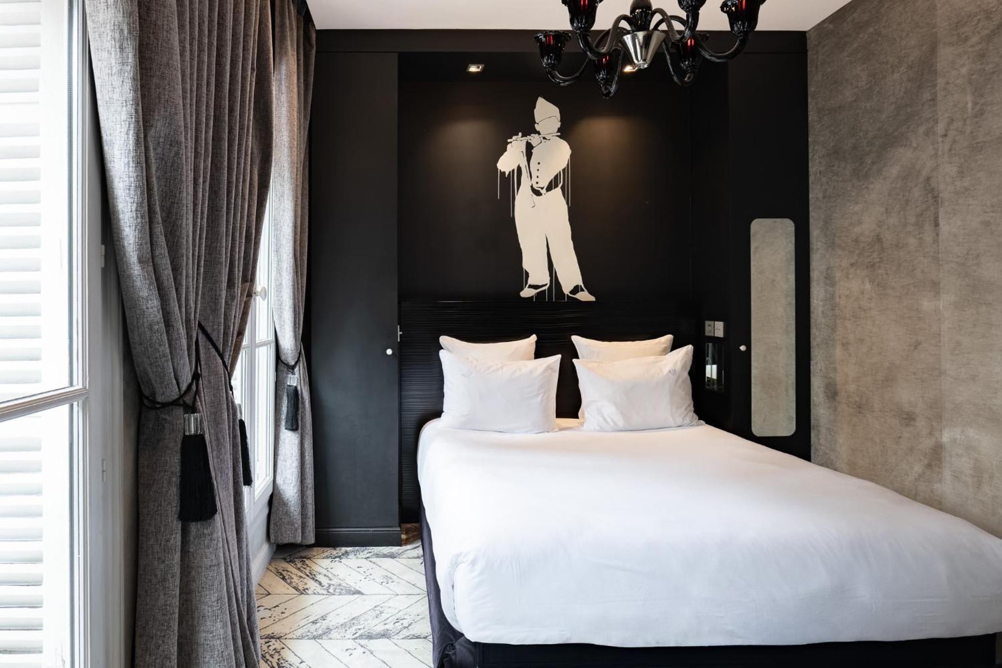 Double Room Double Room