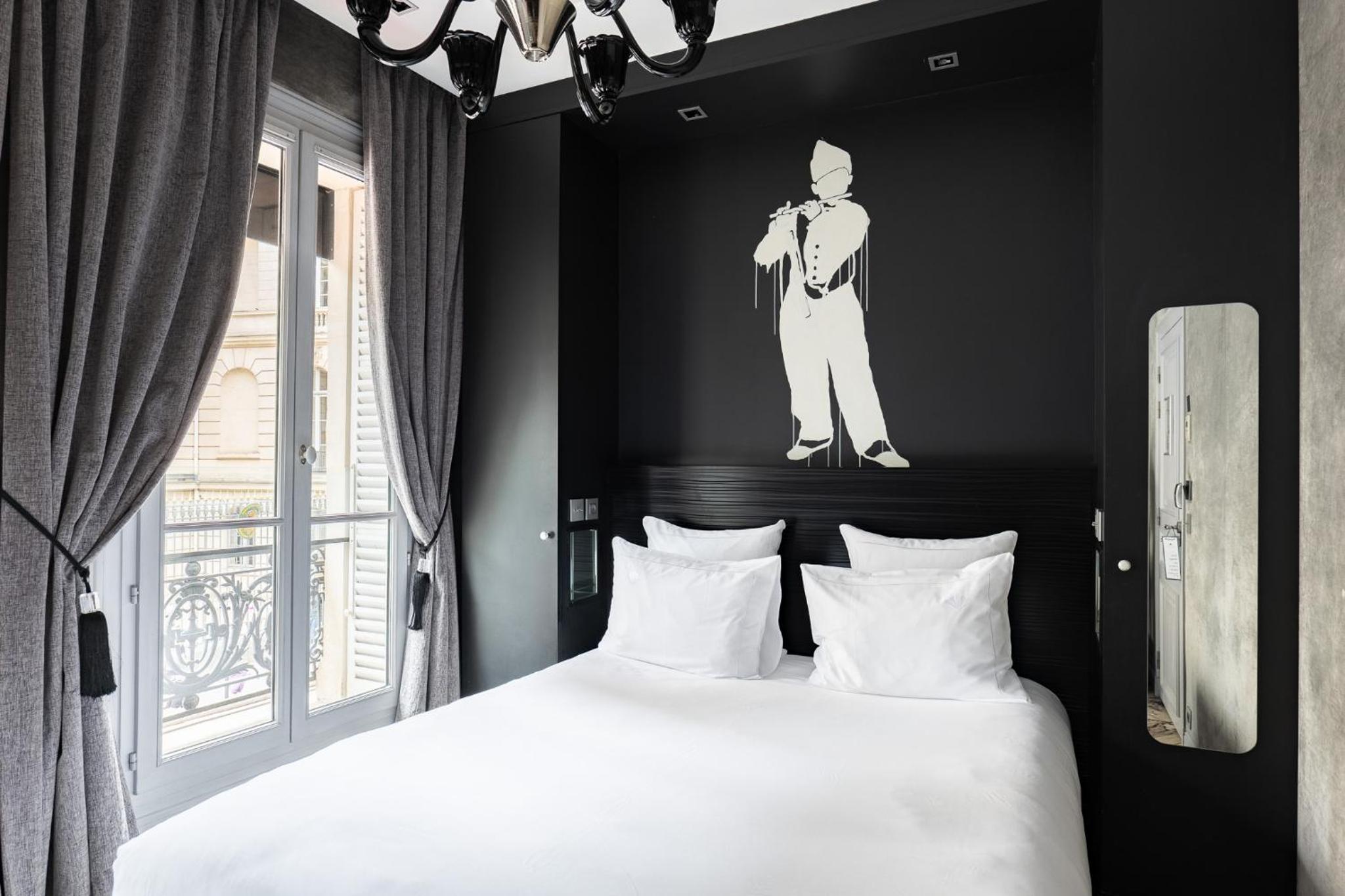 Double Room Double Room