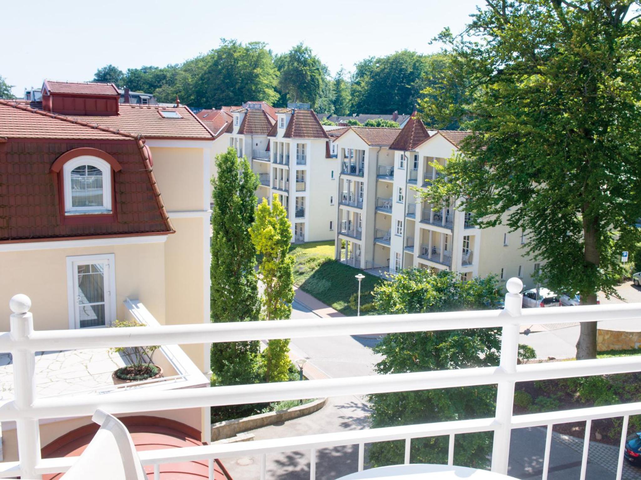 Double Room with Balcony - Land Side