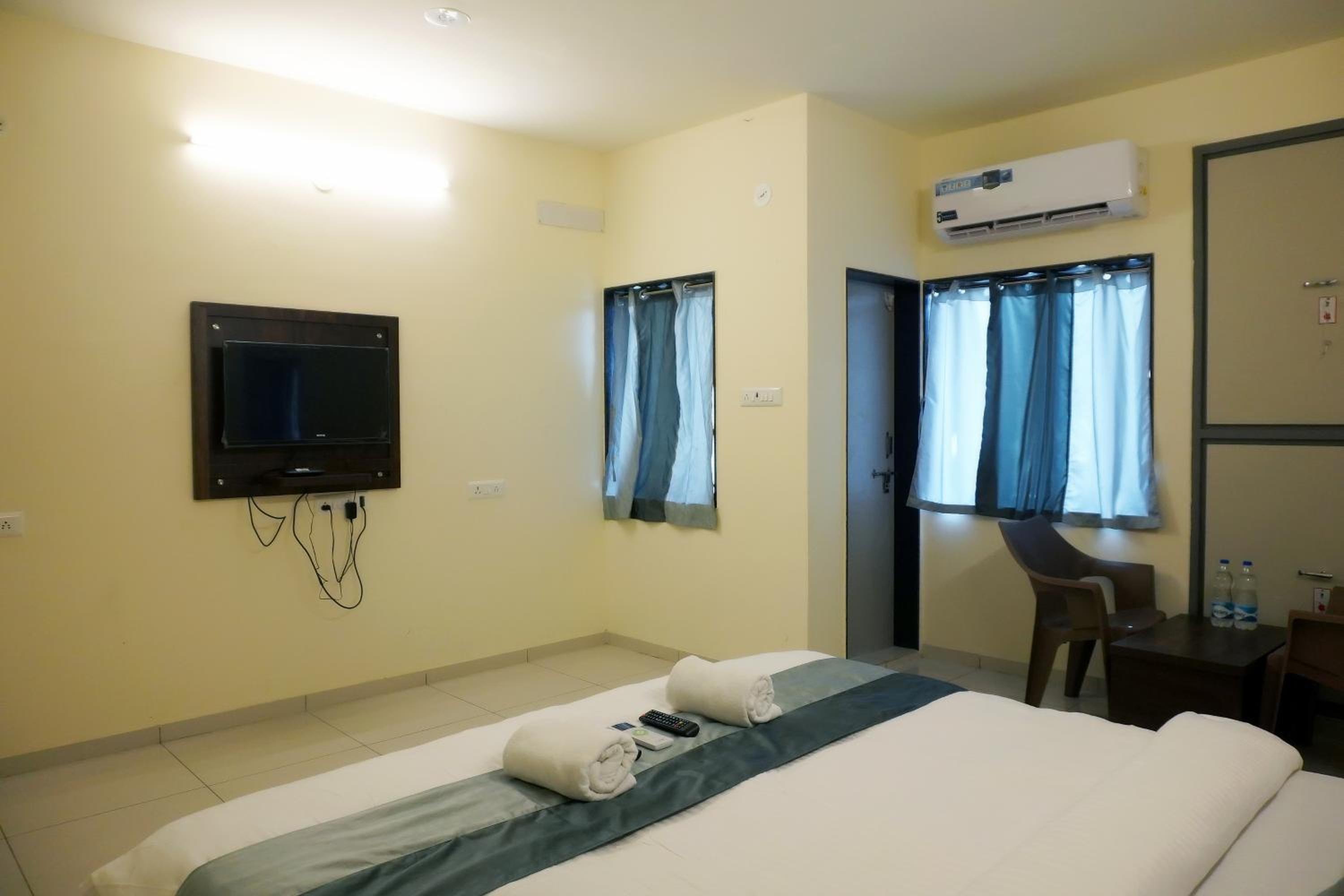 Deluxe Double Room photo 3