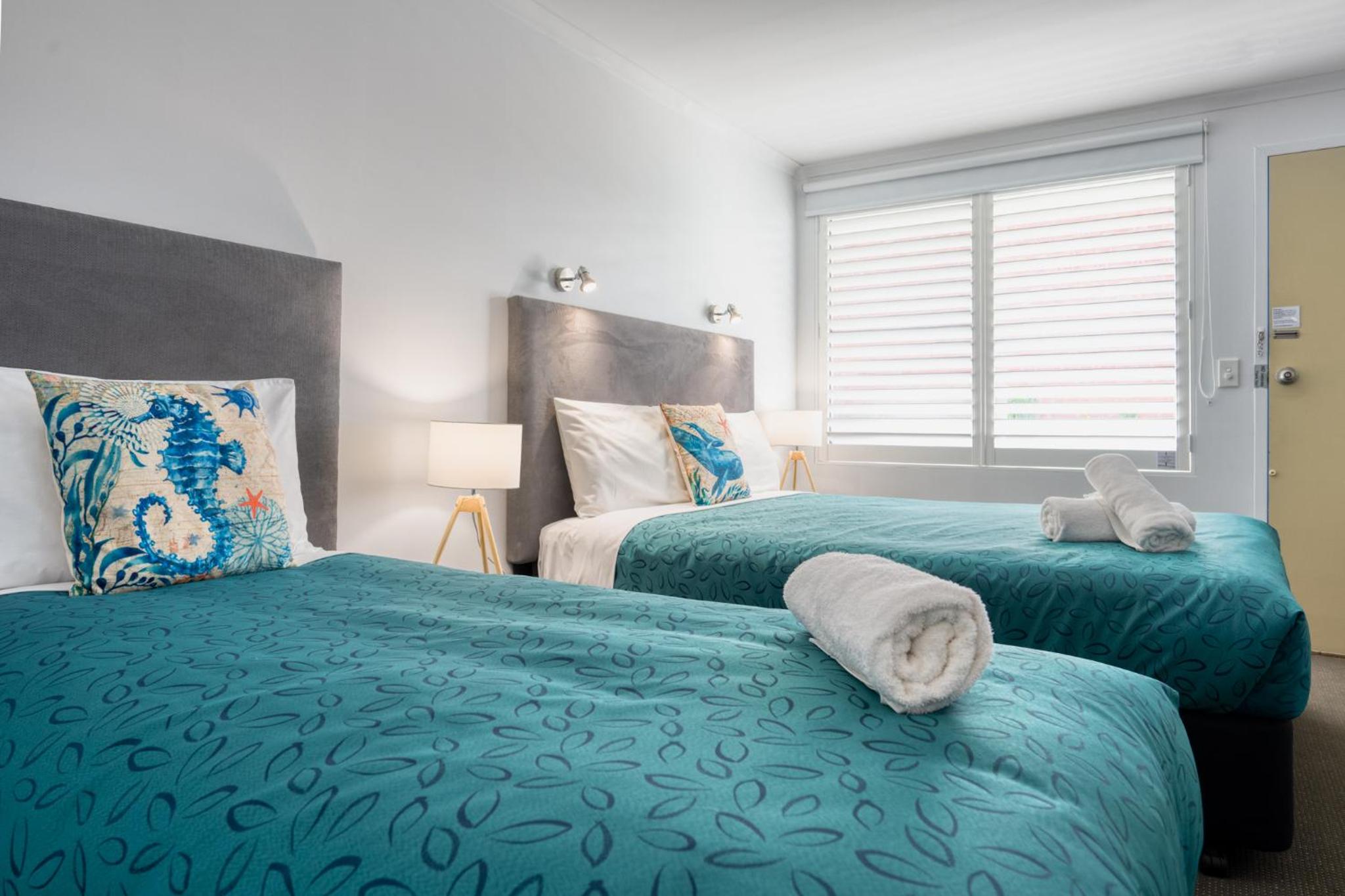 Standard Twin Room - Photo 1
