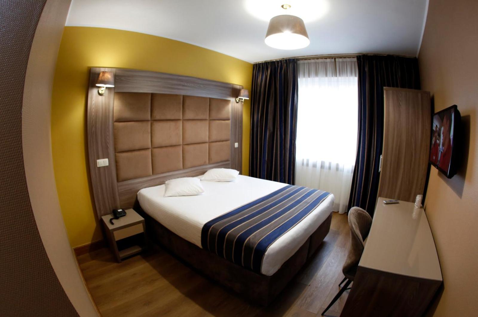 Superior Double Room - Photo 3