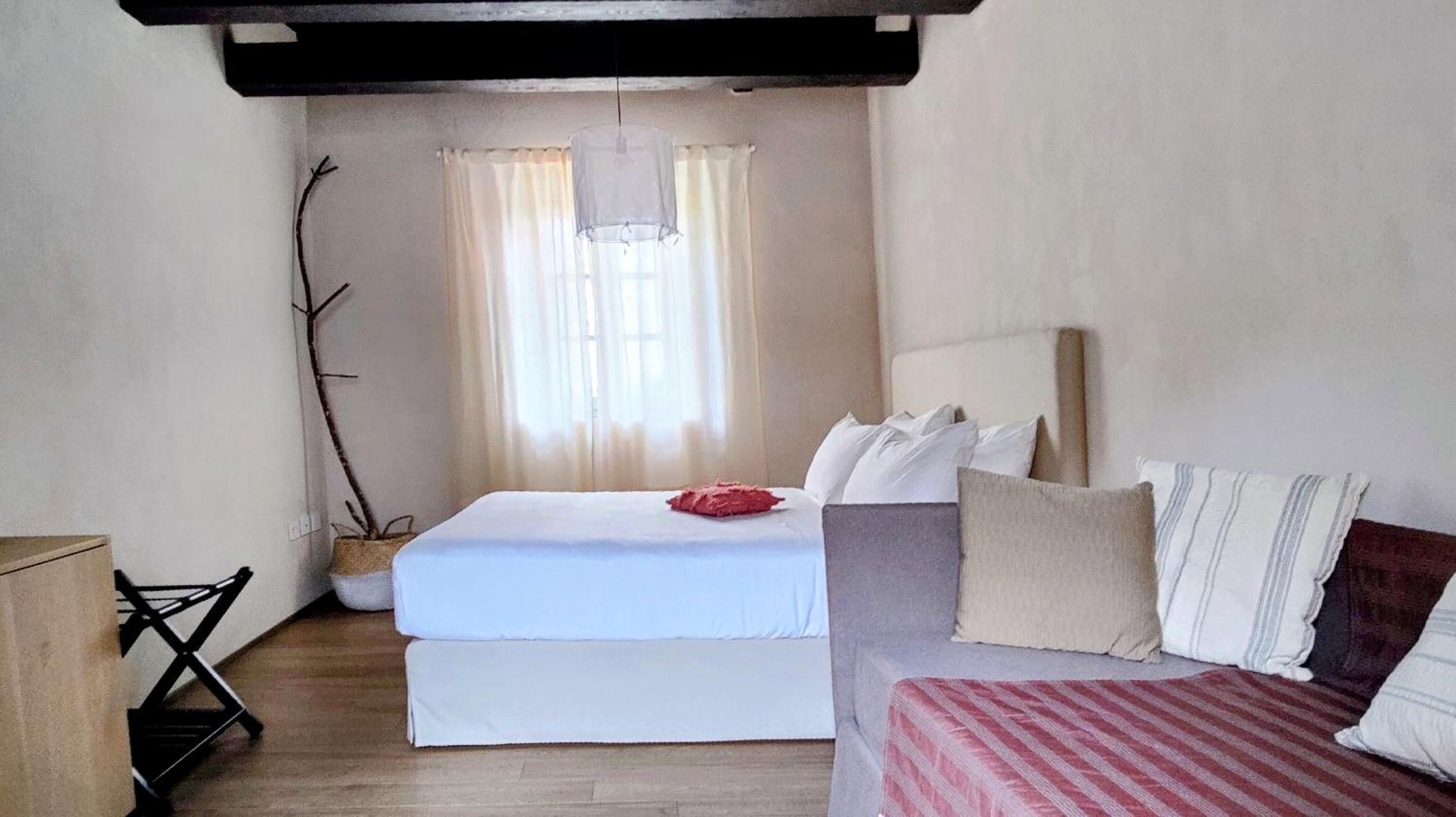 Apartment 6 - Photo 6