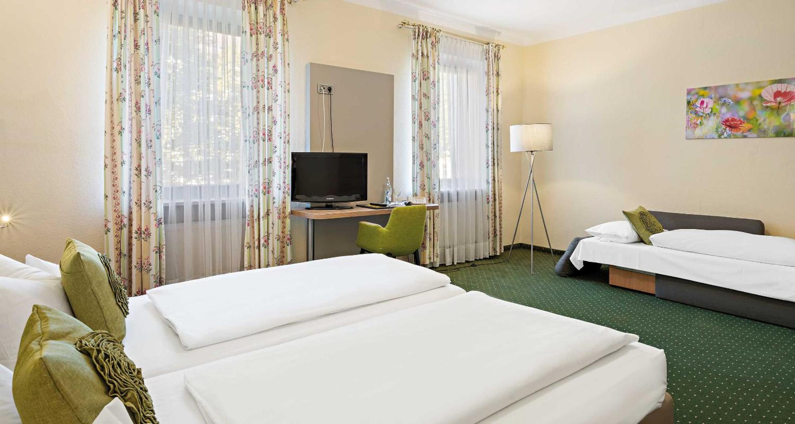 Classic Triple Room photo 1