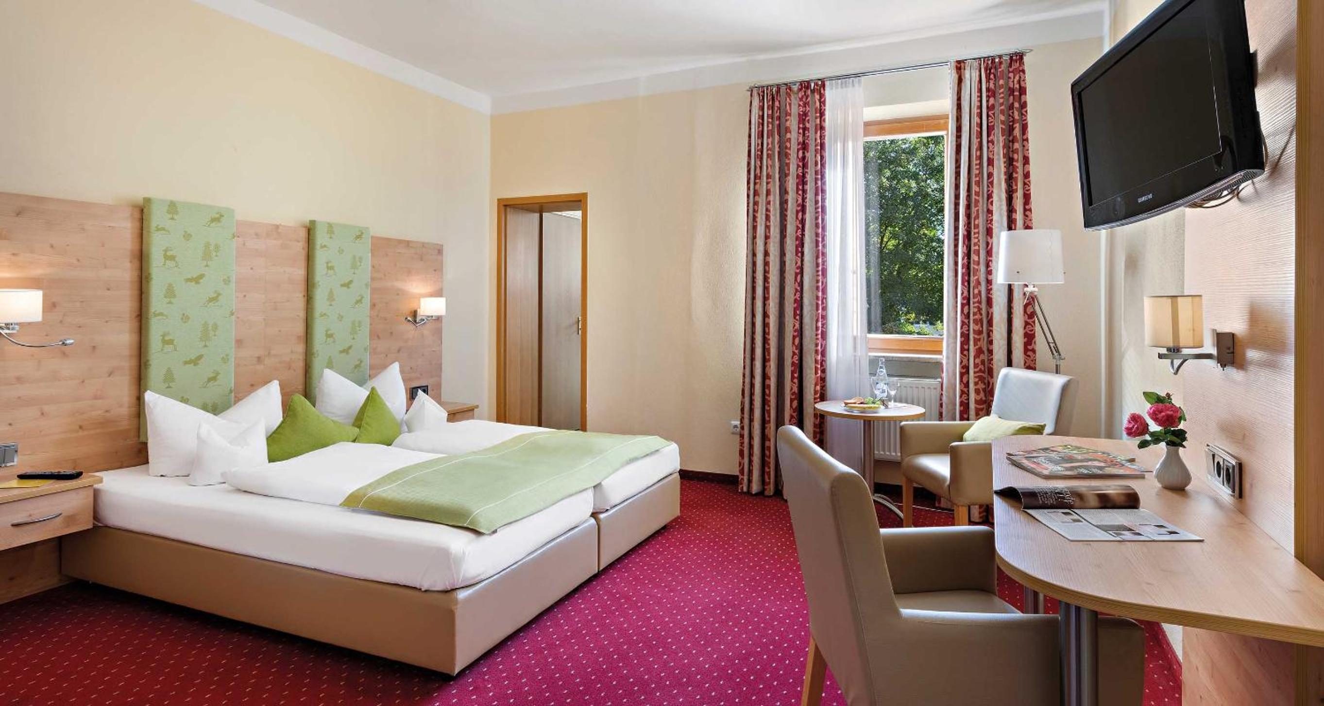 Large Double Room photo 1