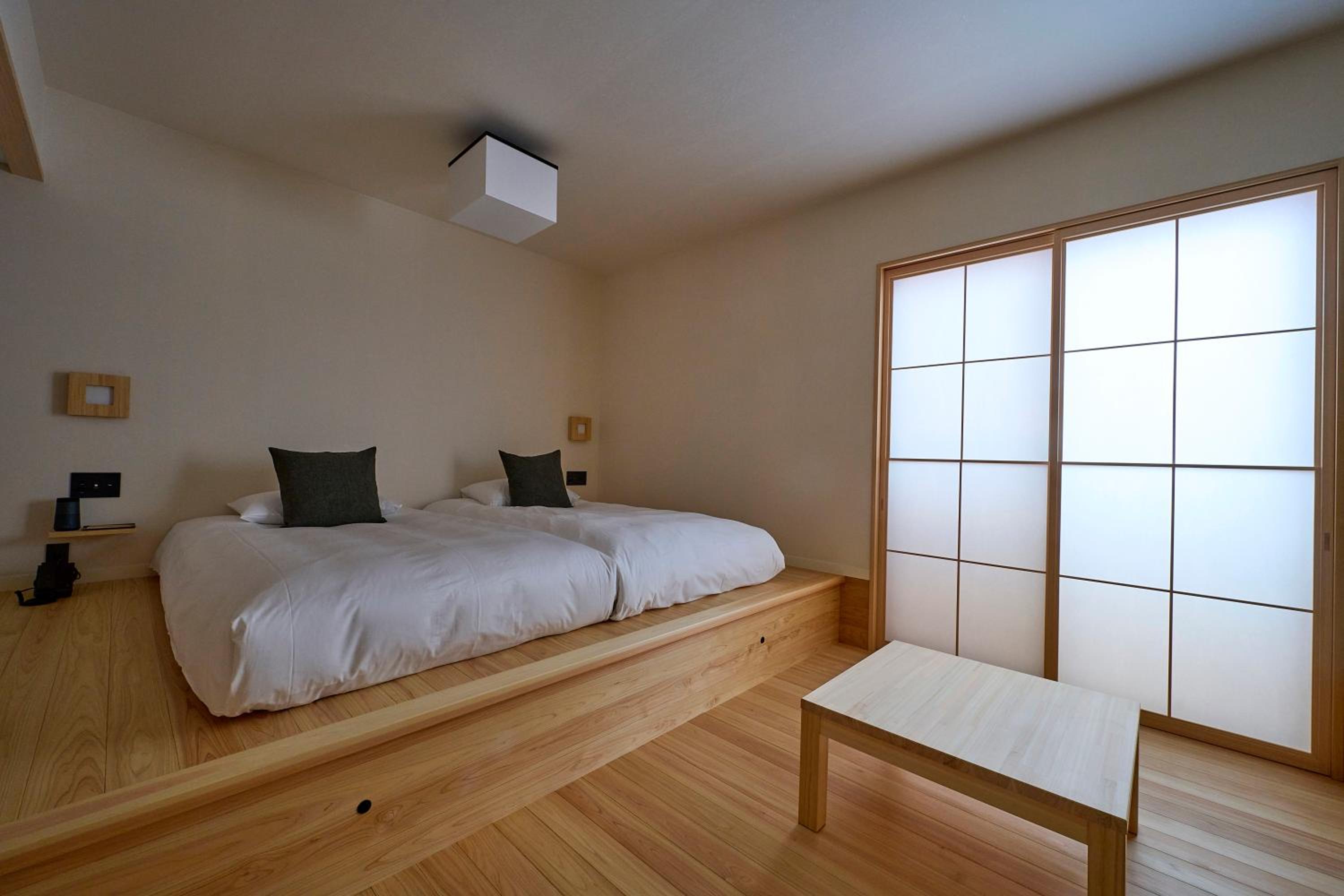 Triple Room with Shower - Photo 10