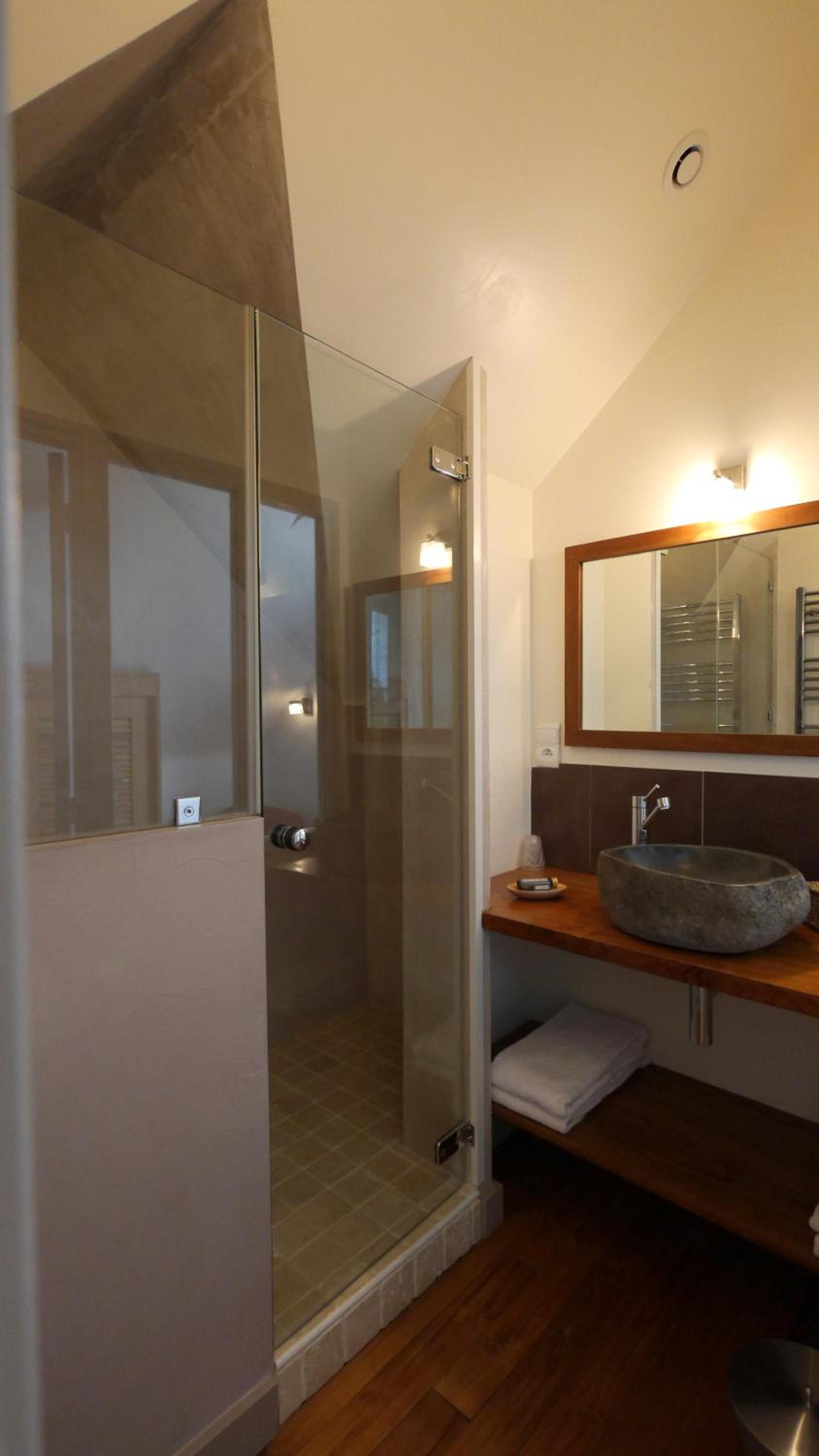 Apartment with Pool View  photo 2