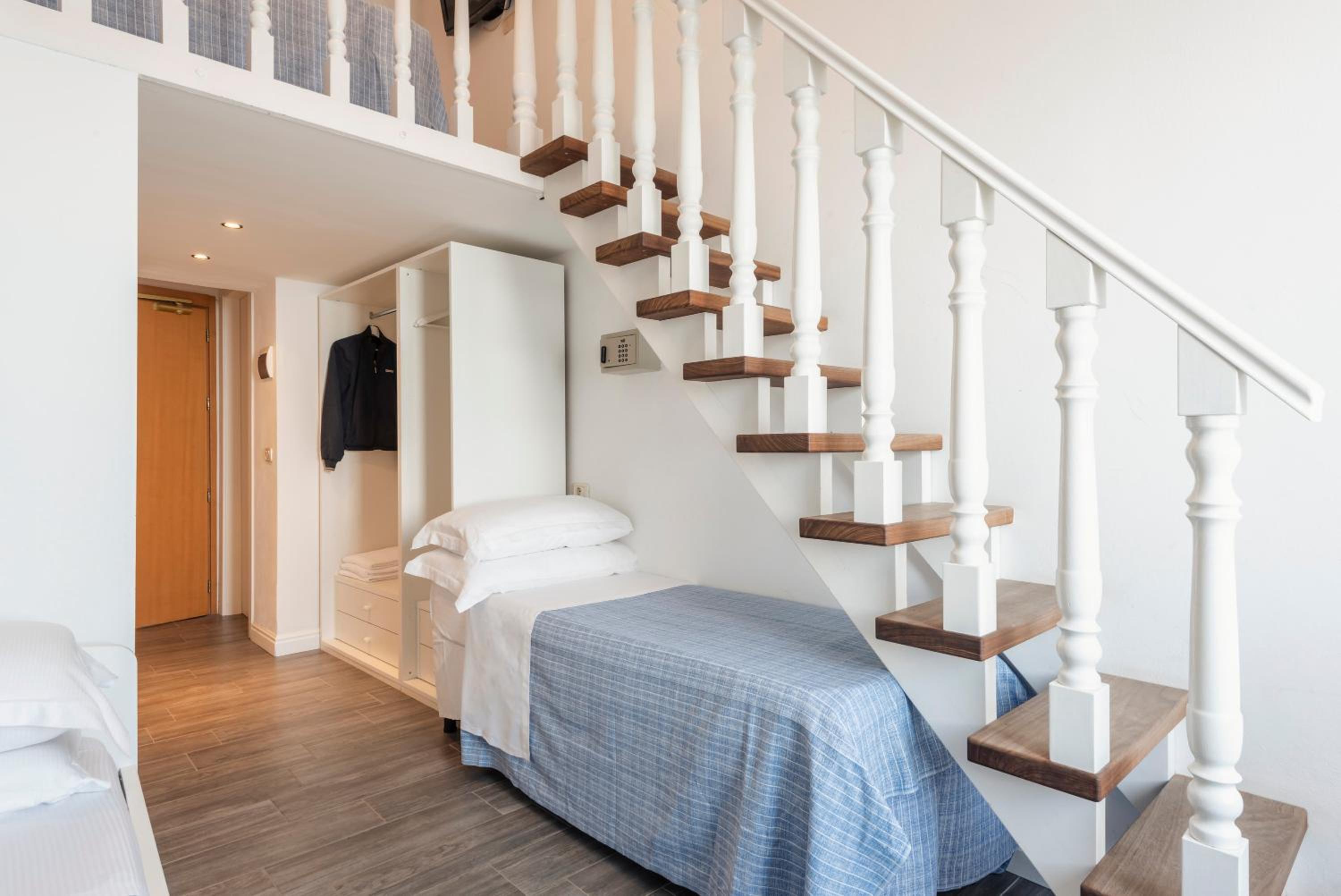 Quadruple Room with Sea View - Split Level - Photo 5
