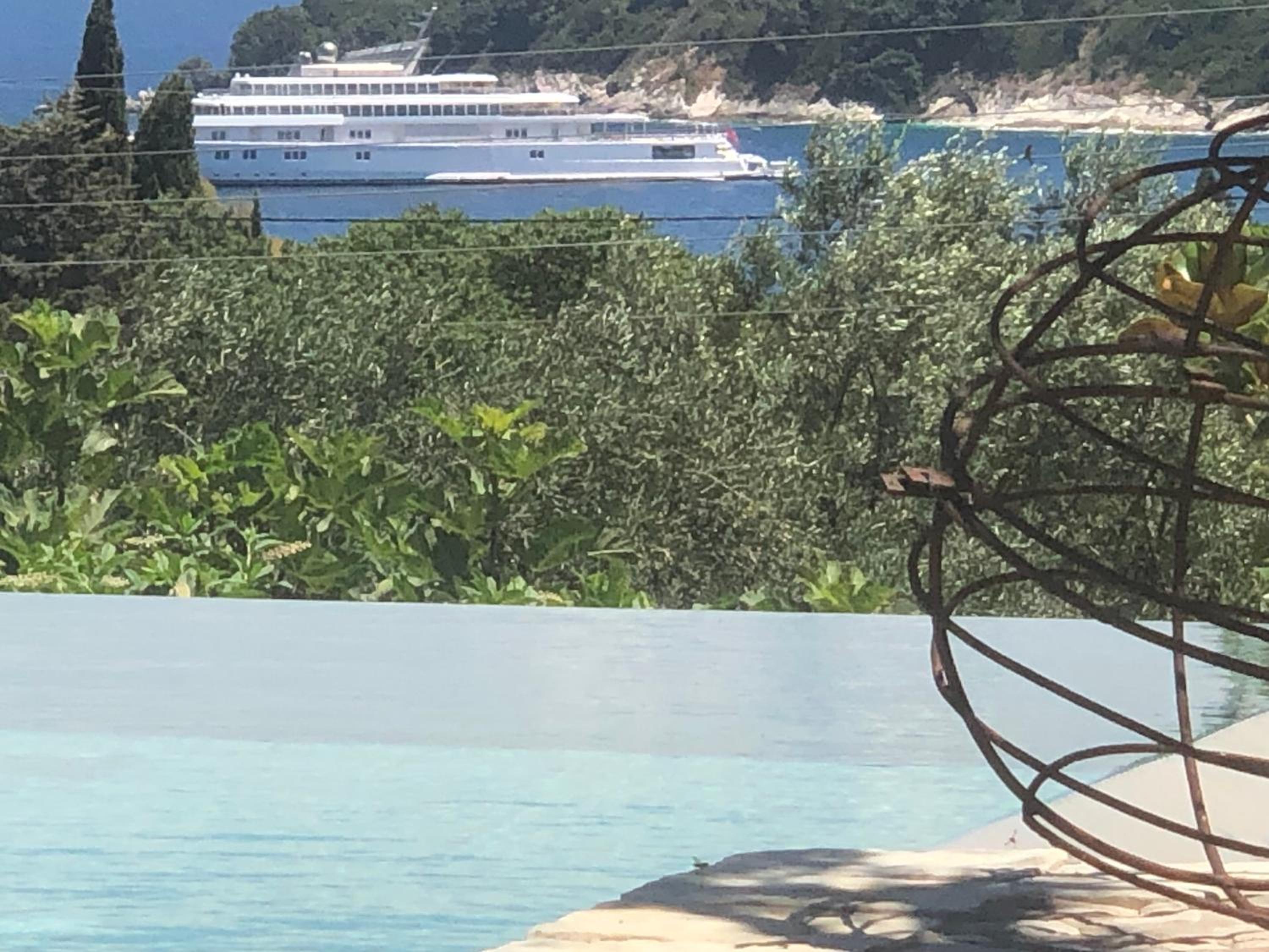 Villa with Sea View photo 2
