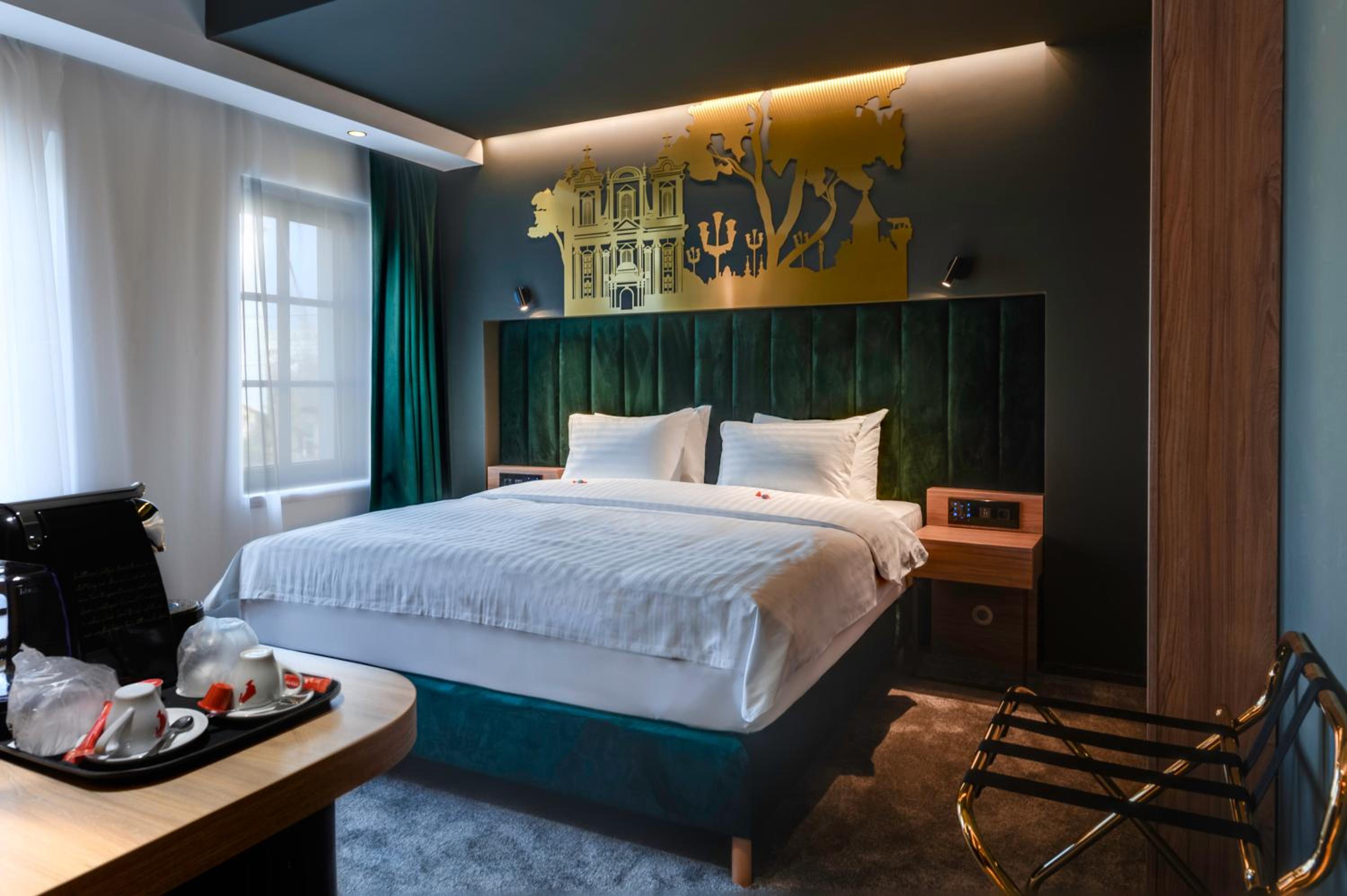 Superior Room with One King Bed and Sofa
