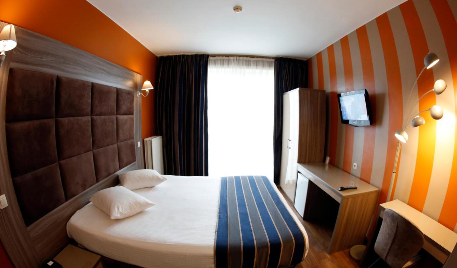 Standard Double Room - Photo 4