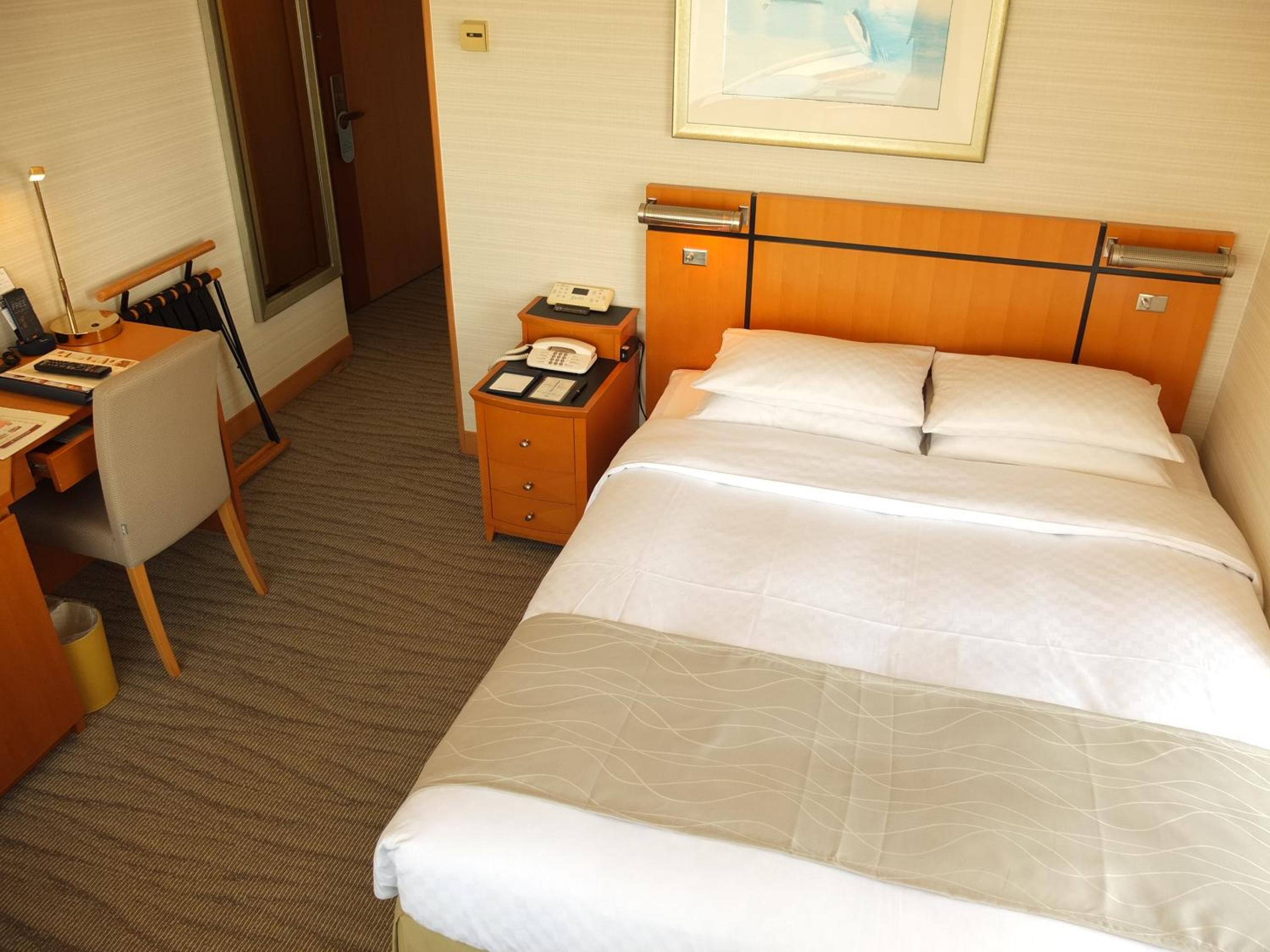 Standard Double Room - Non-Smoking - Photo 2