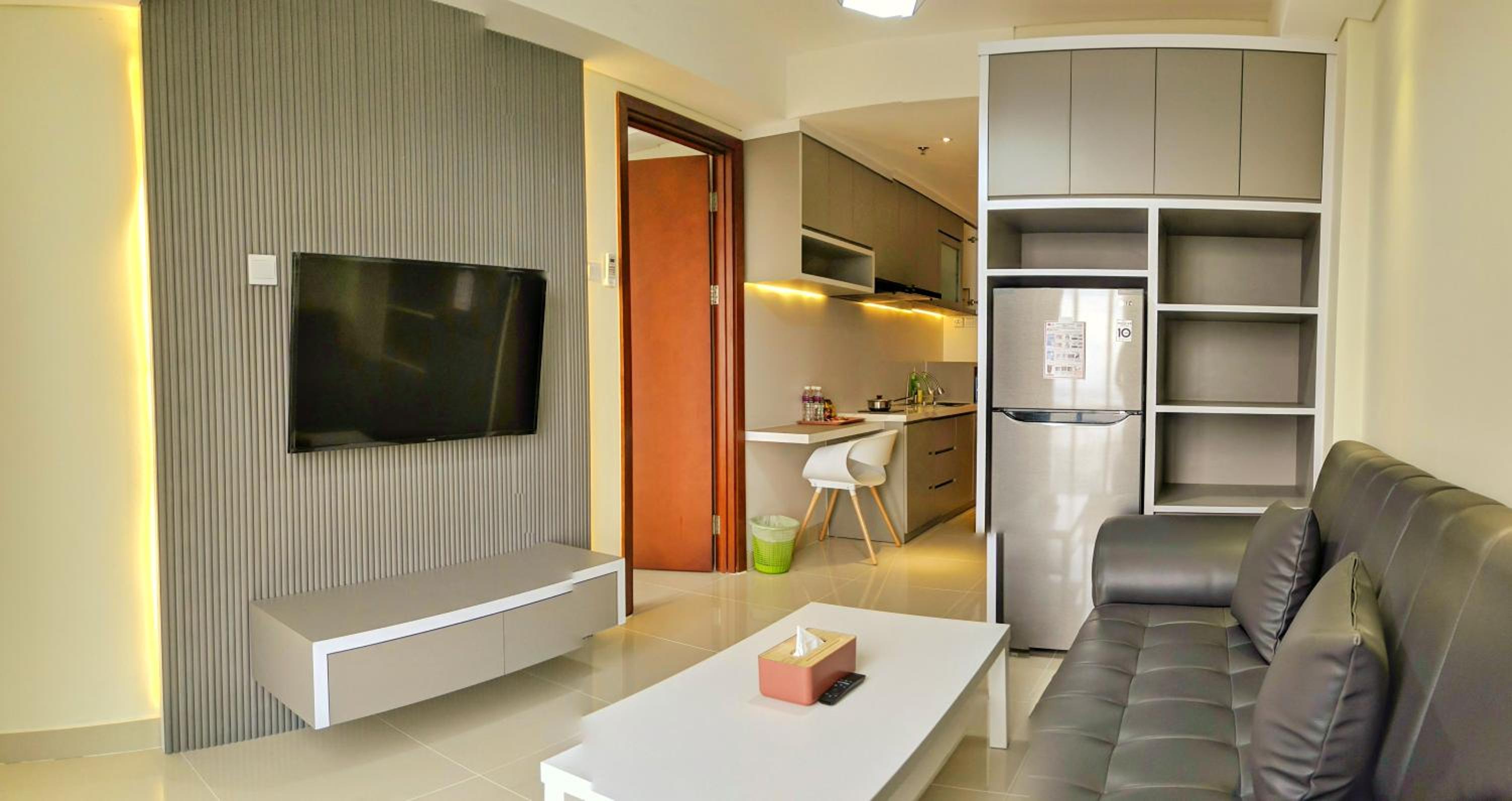 One-Bedroom Apartment - Photo 12