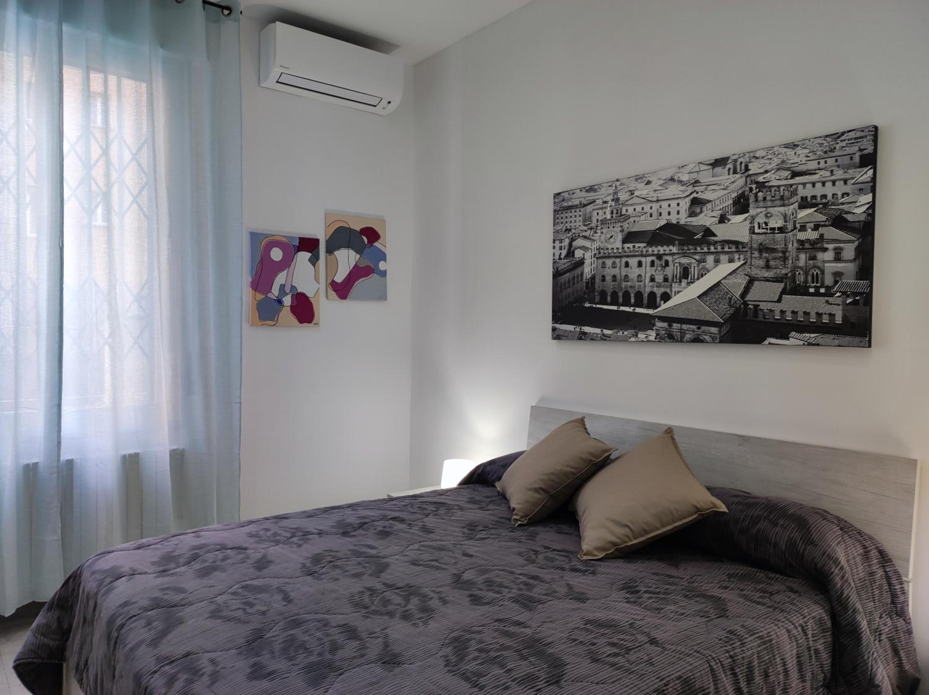 One-Bedroom Apartment - Photo 6