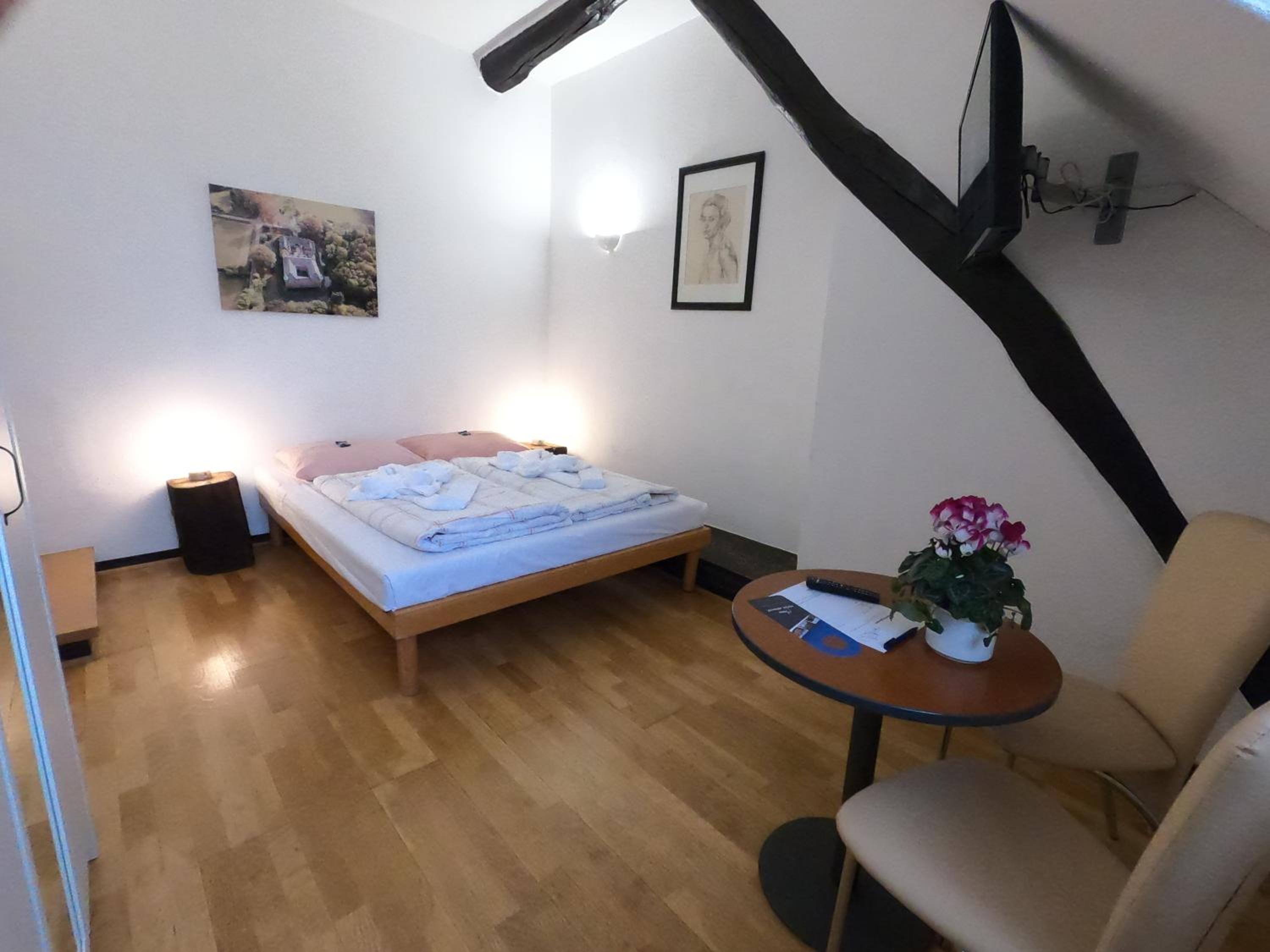 Classic Double Room - Photo 6