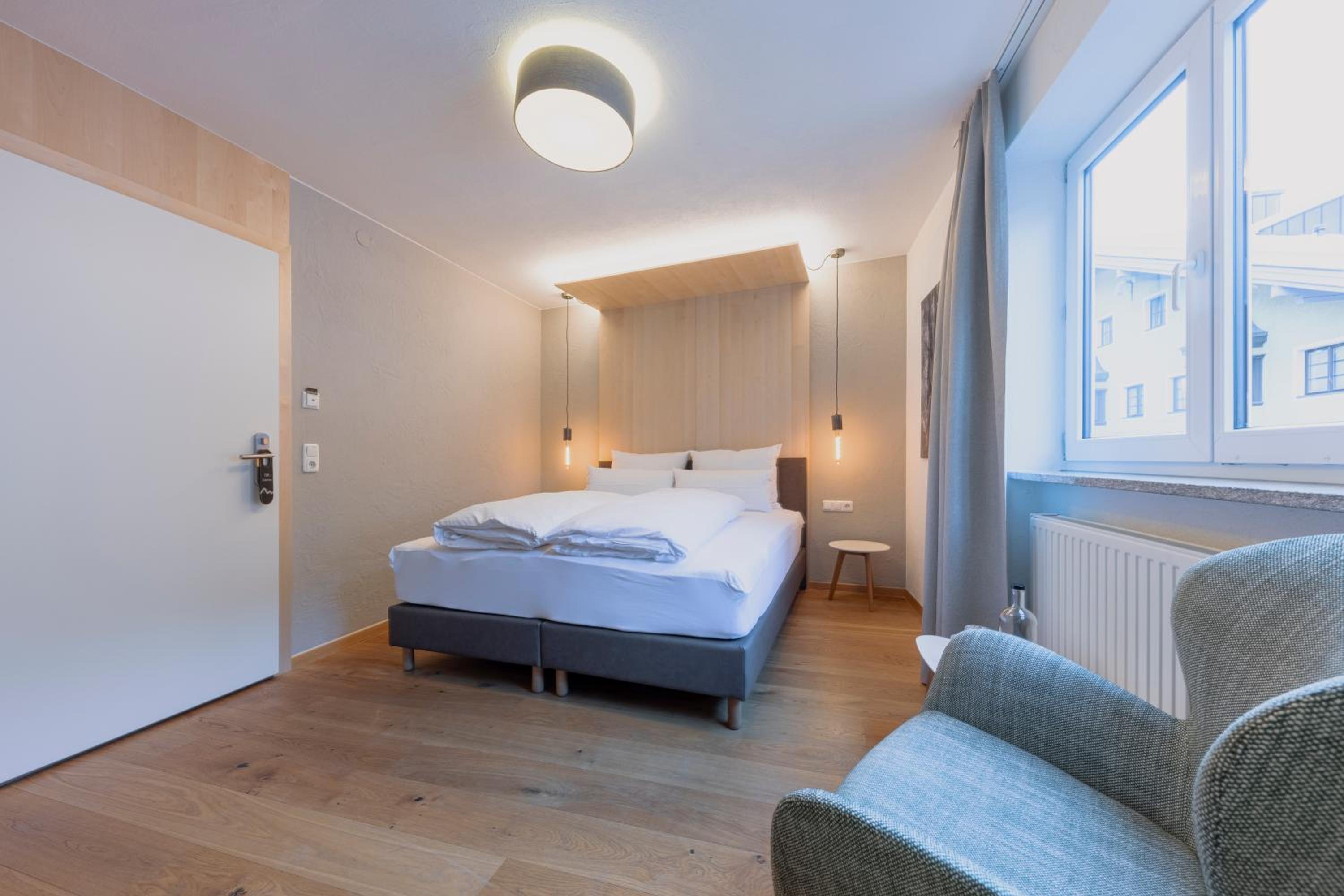 Deluxe Double Room with Bath