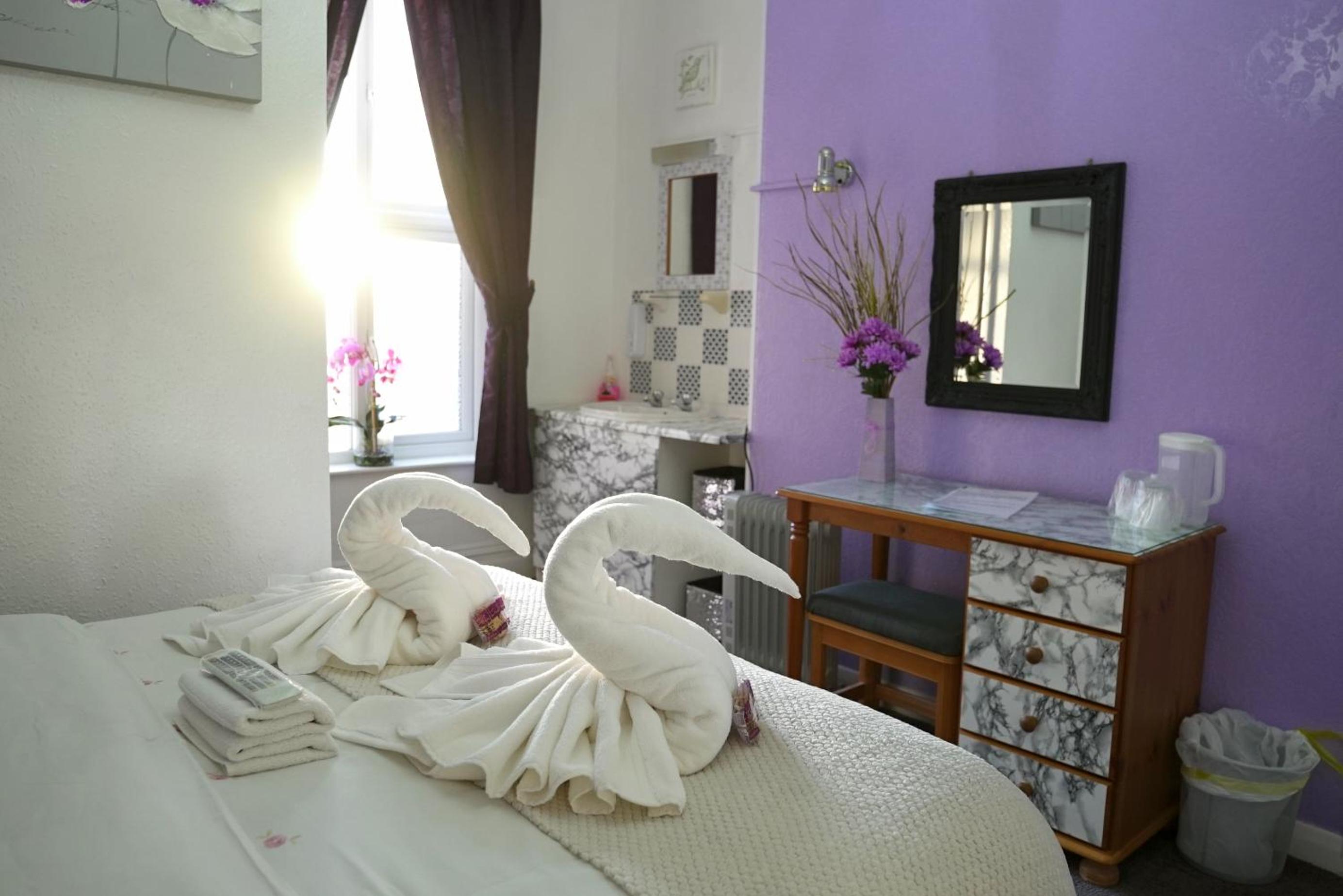 Deluxe Double Room photo 3