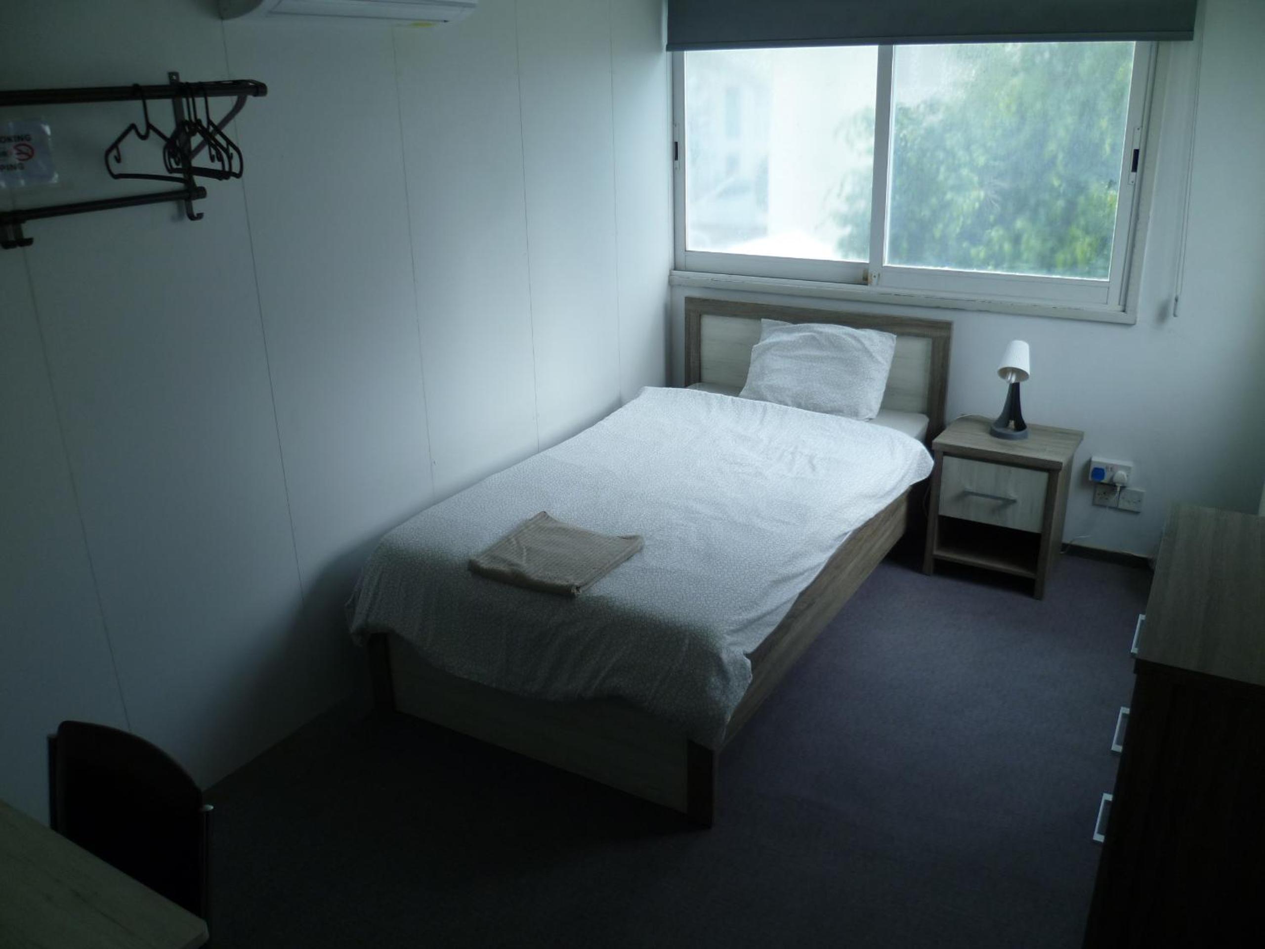 Single Room with Shared Bathroom photo 1
