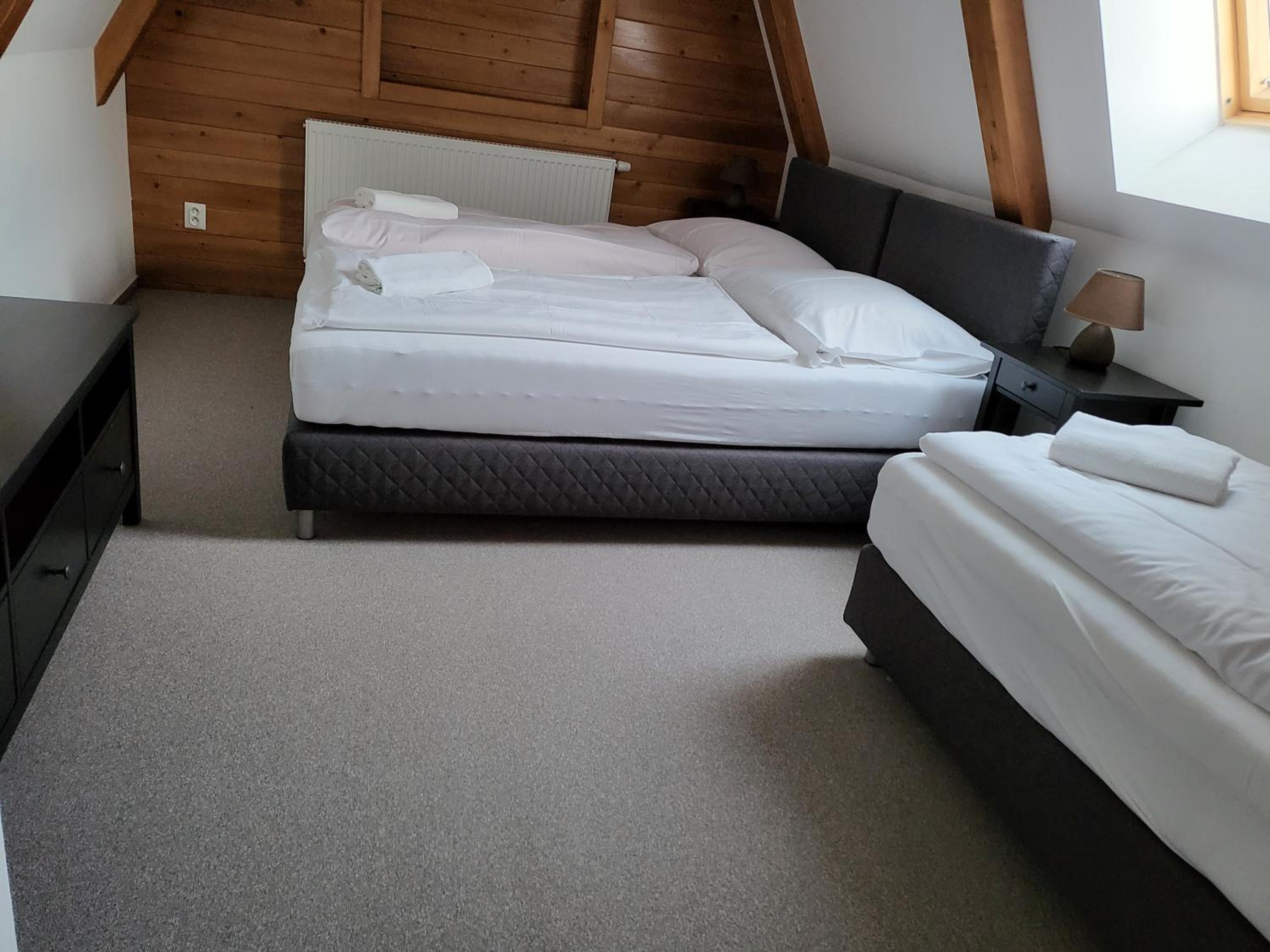 Two-Bedroom Apartment - Photo 2