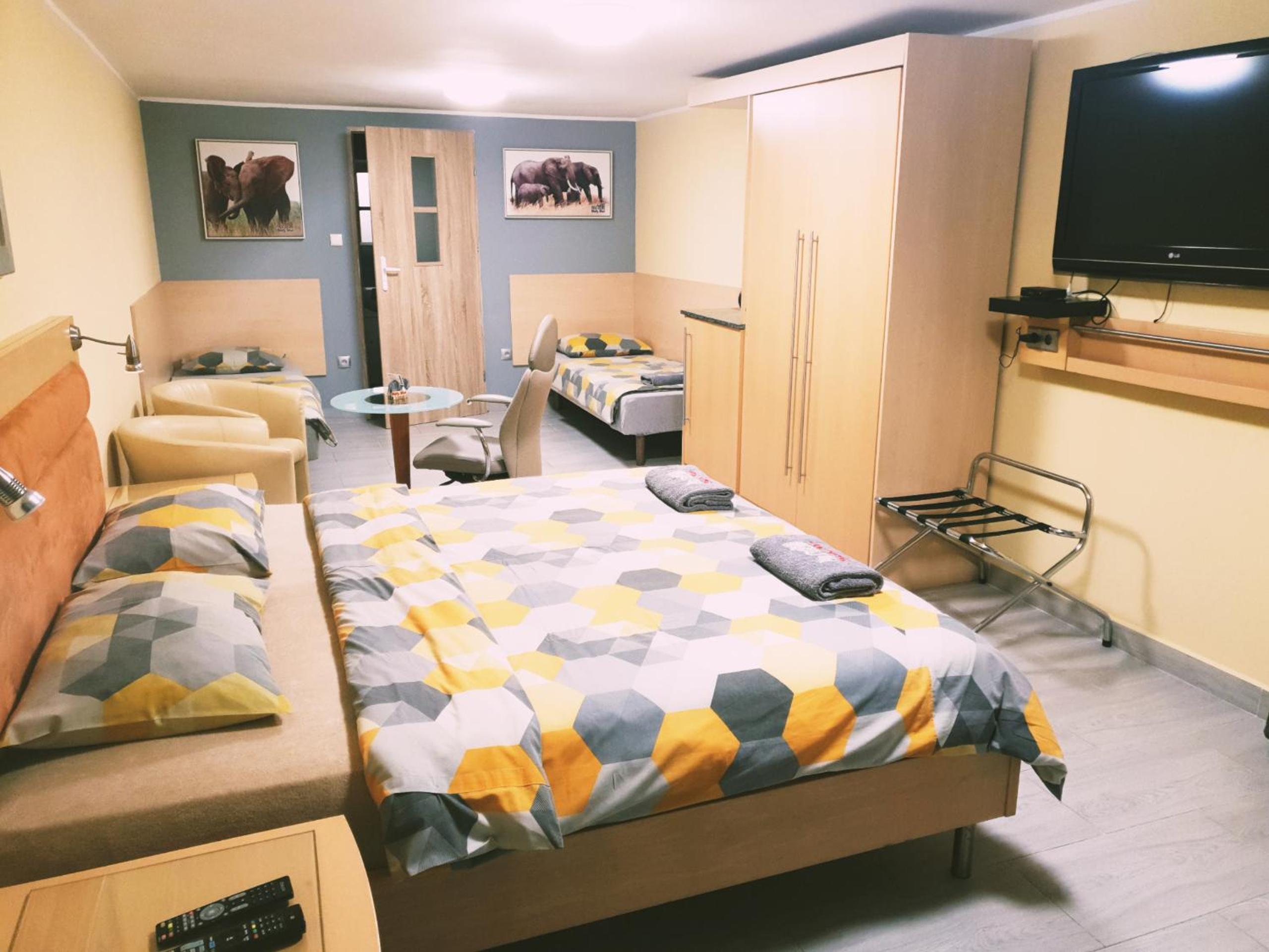 Quadruple Room with Bathroom photo 1