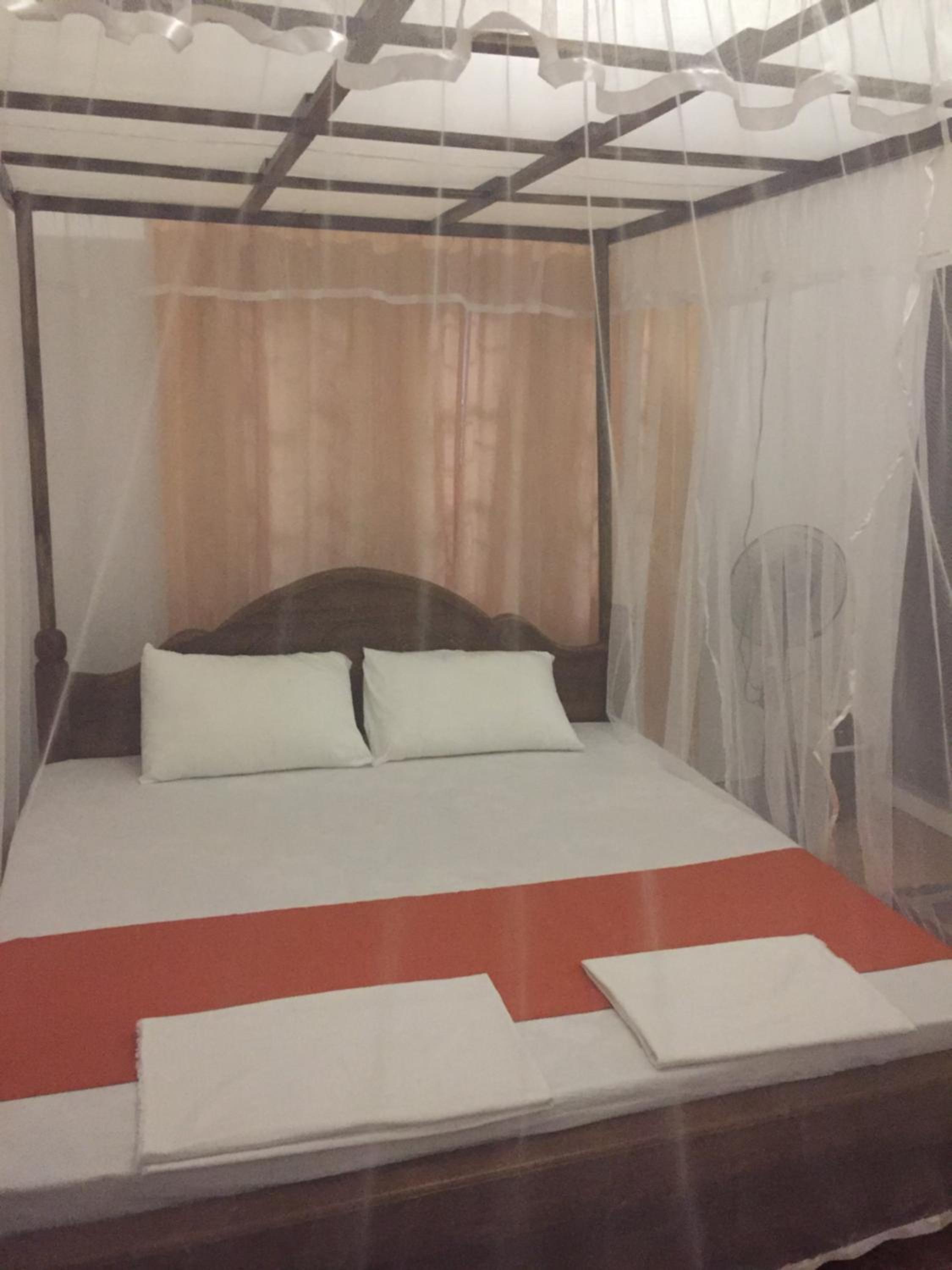 Deluxe Double Room (2 Adults + 1 Child) photo 2