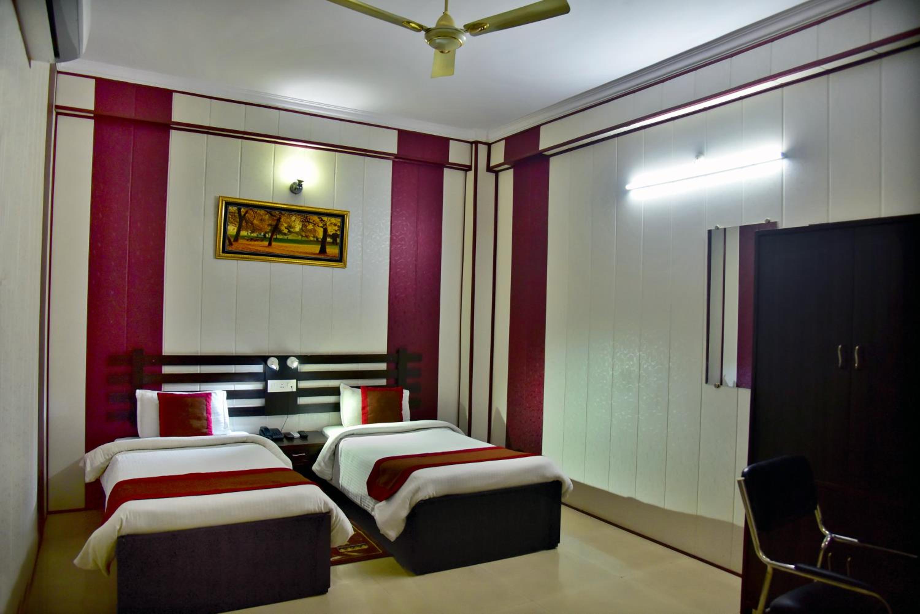 Deluxe Double Room - Photo 4