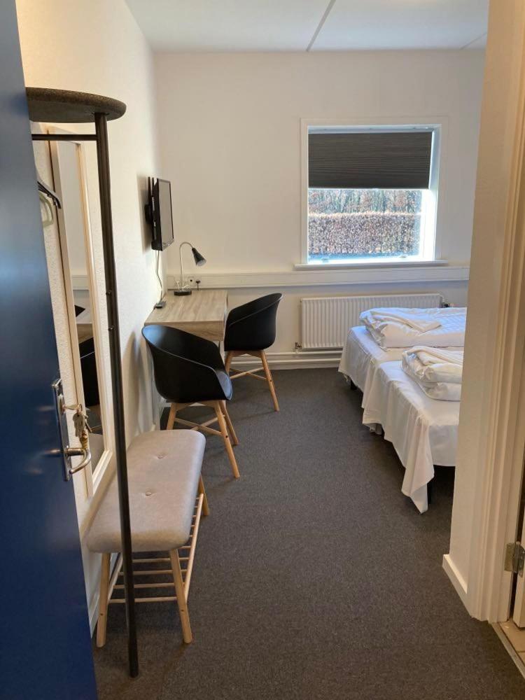 Economy Double Room - Photo 5