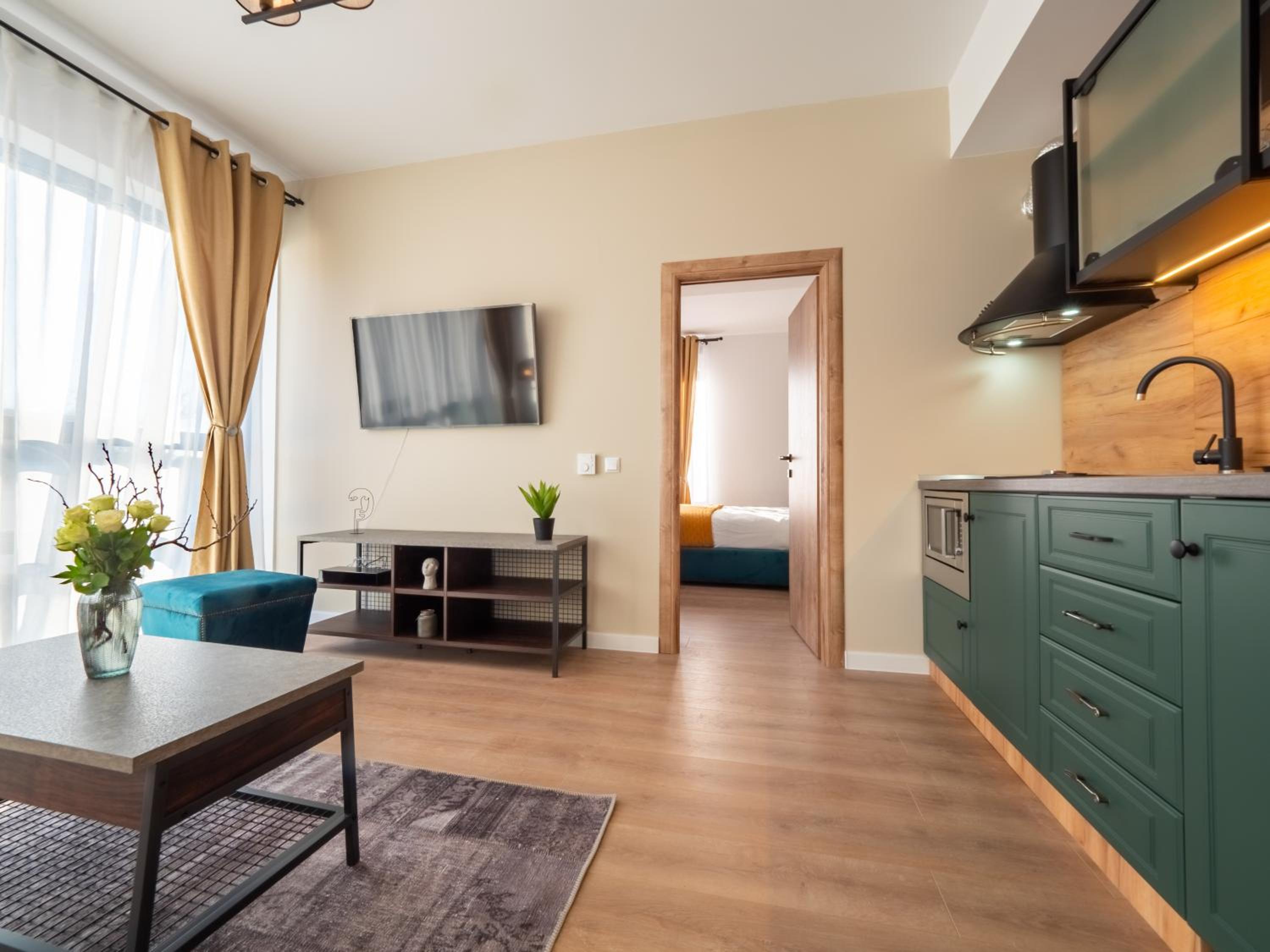 One-Bedroom Apartment - Photo 1