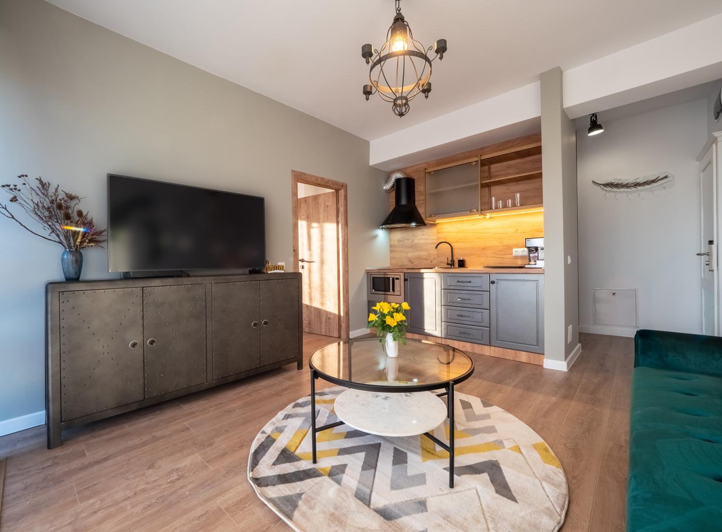 One-Bedroom Apartment