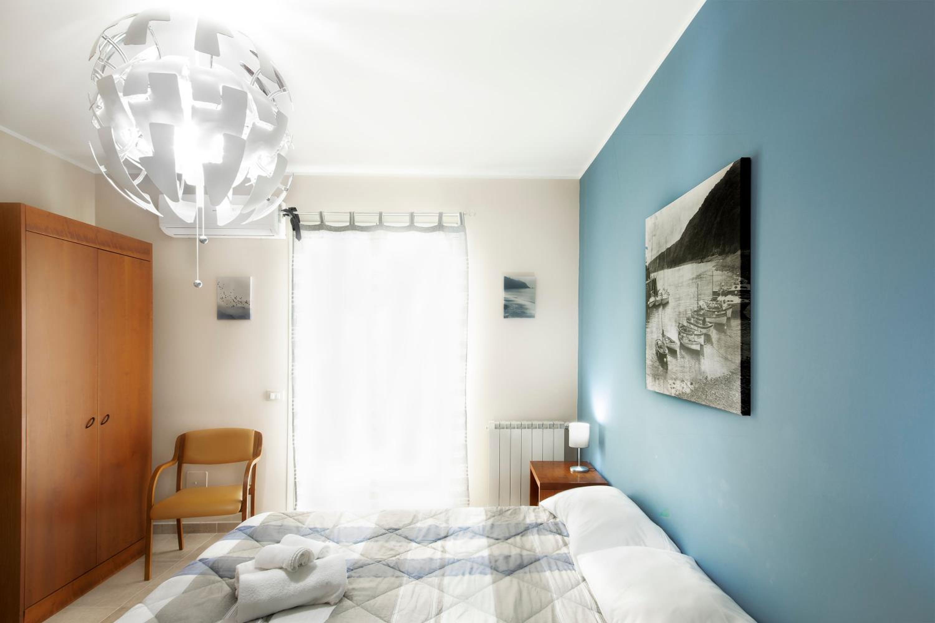 Triple Room with Private Bathroom - Photo 18