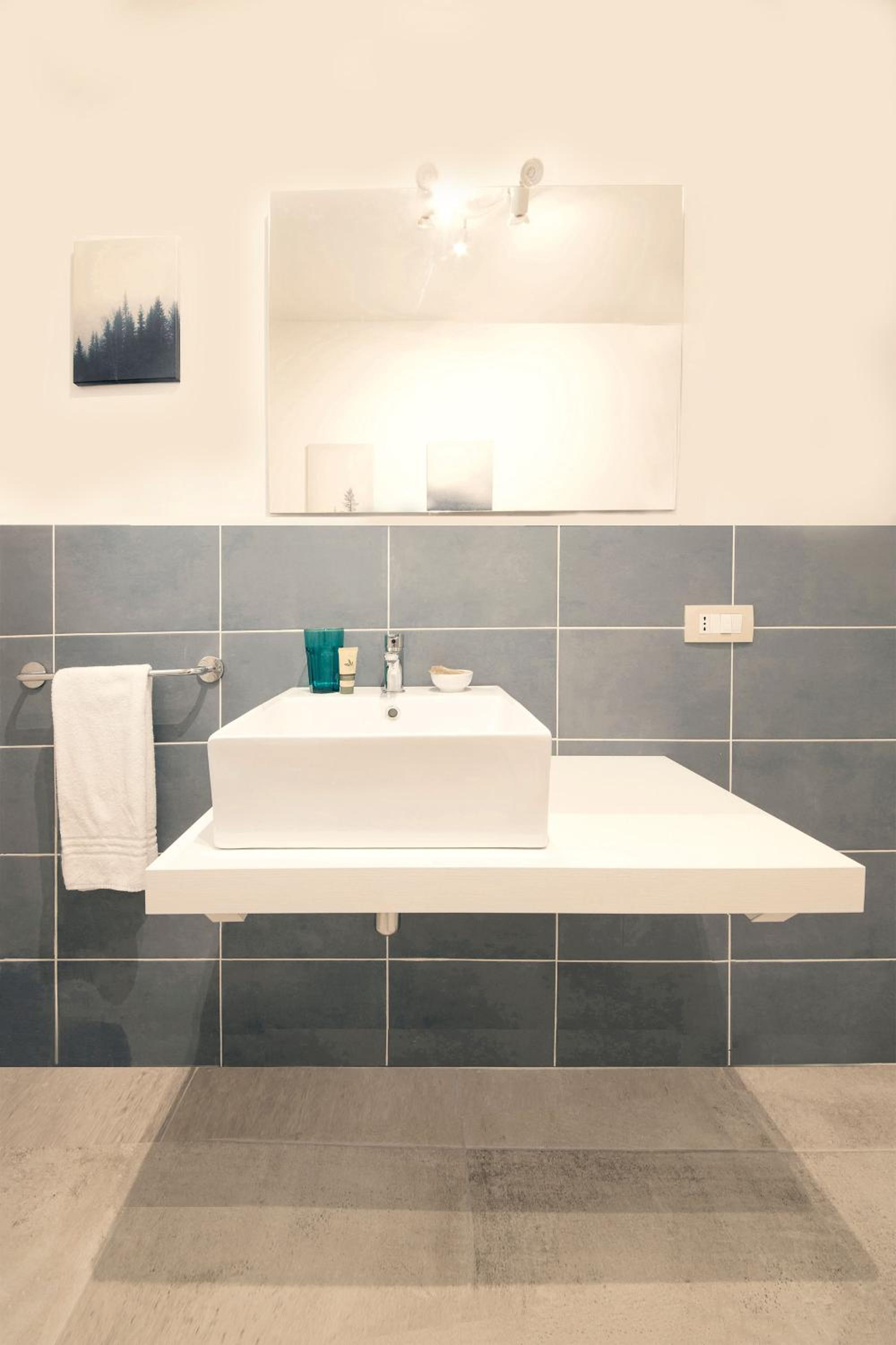 Triple Room with Private Bathroom - Photo 6