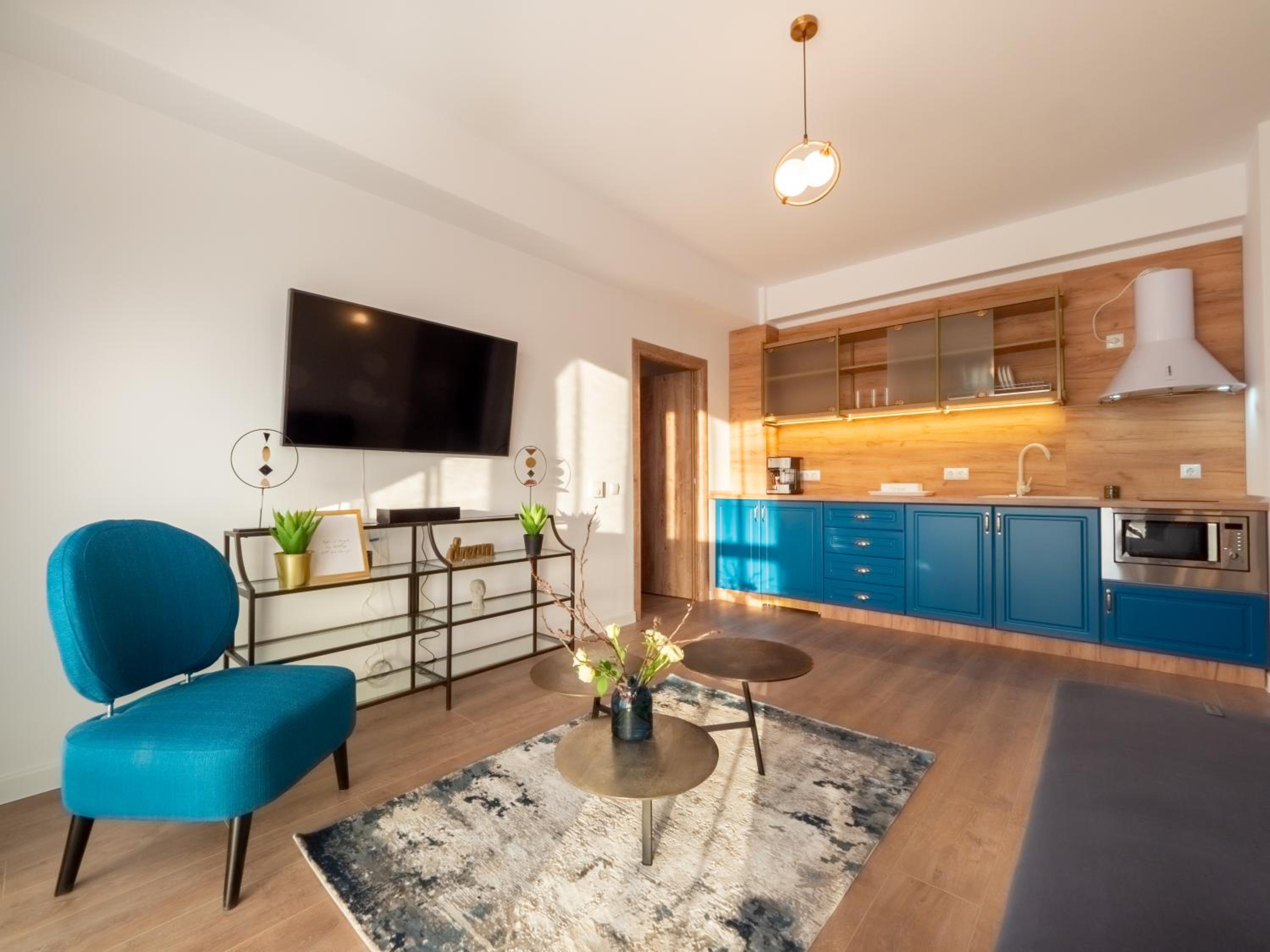 One-Bedroom Apartment
