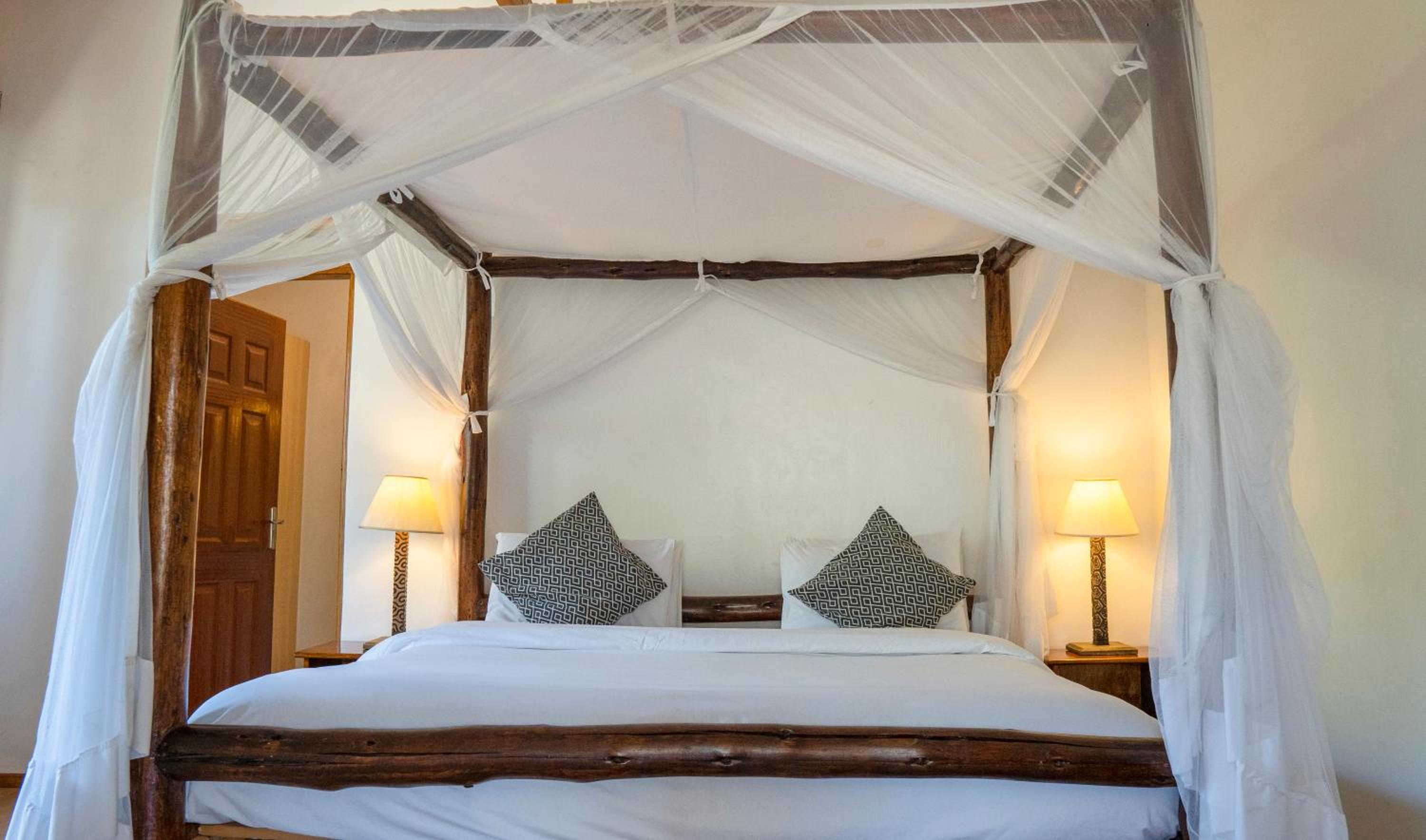 Two-Bedroom Villa - Photo 27