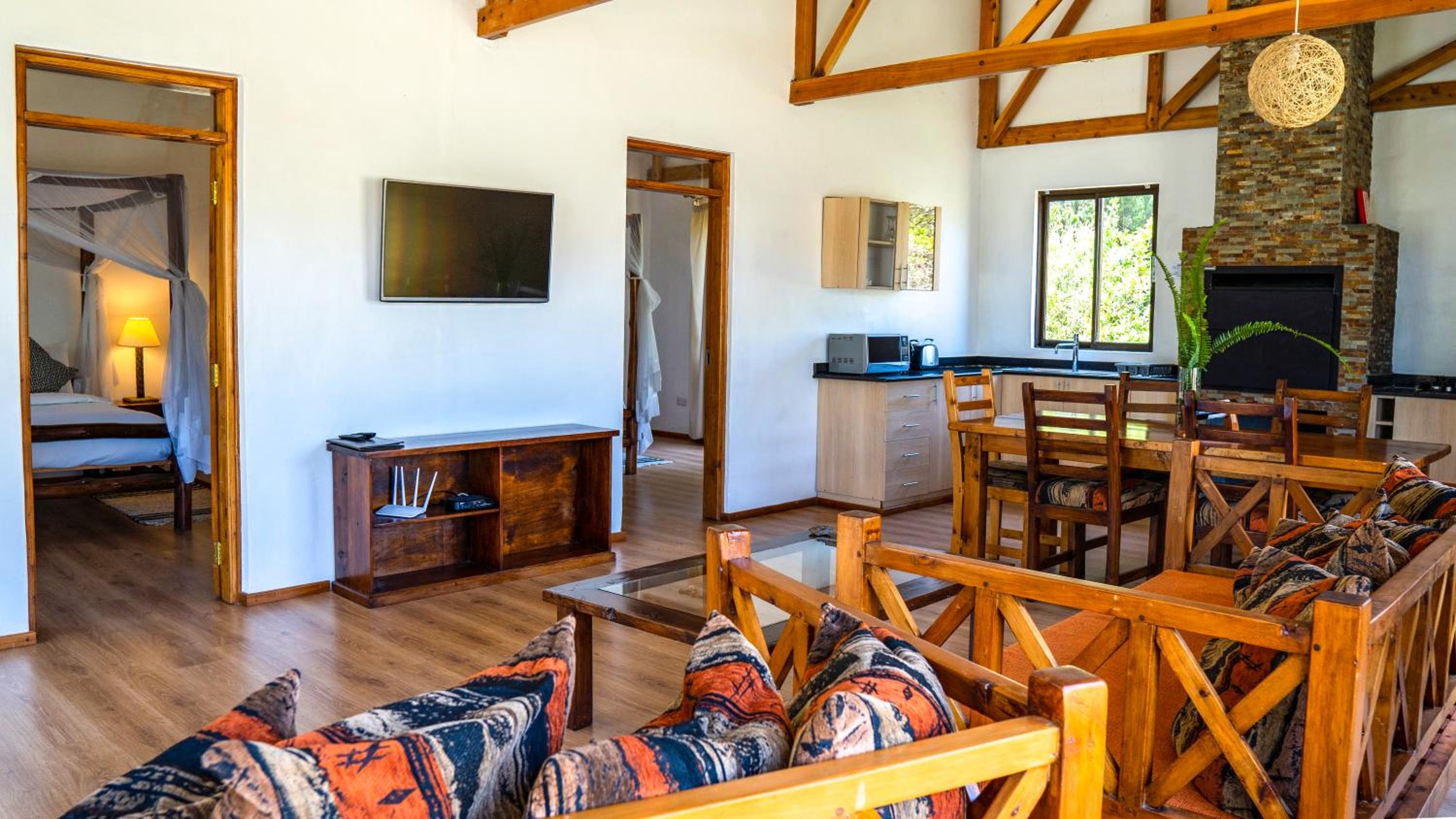 Two-Bedroom Villa - Photo 17