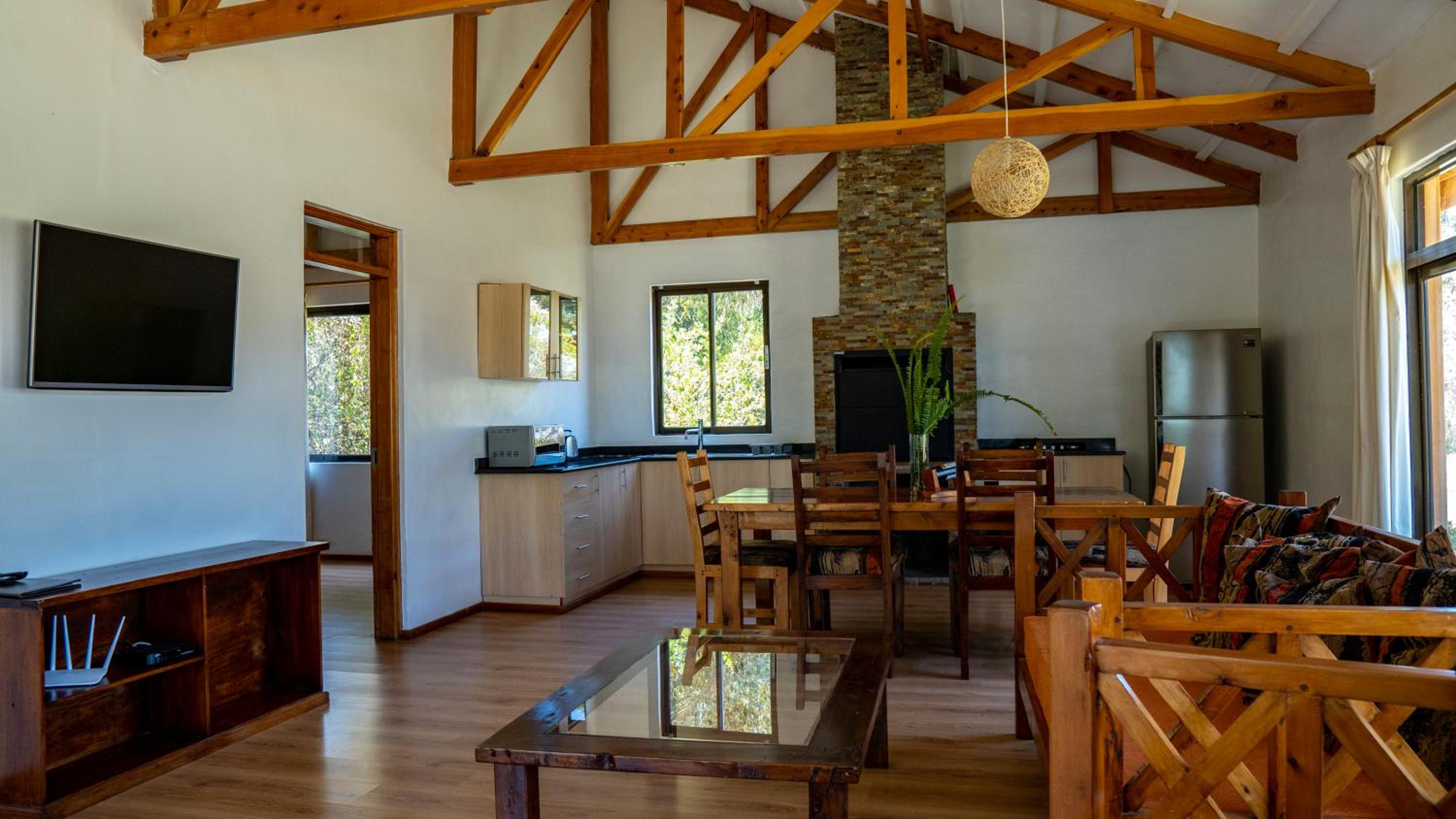 Two-Bedroom Villa - Photo 16
