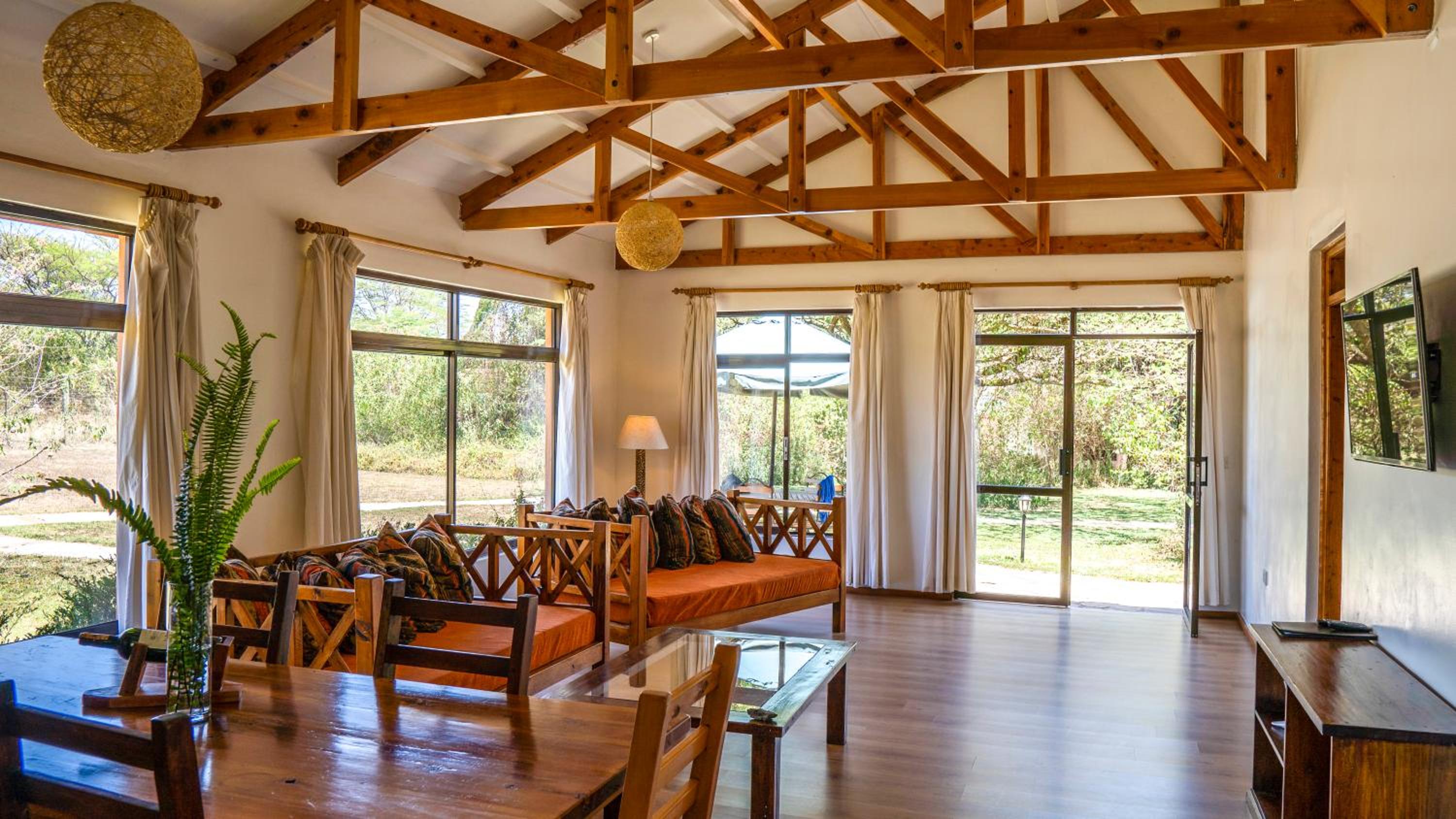 Two-Bedroom Villa - Photo 14