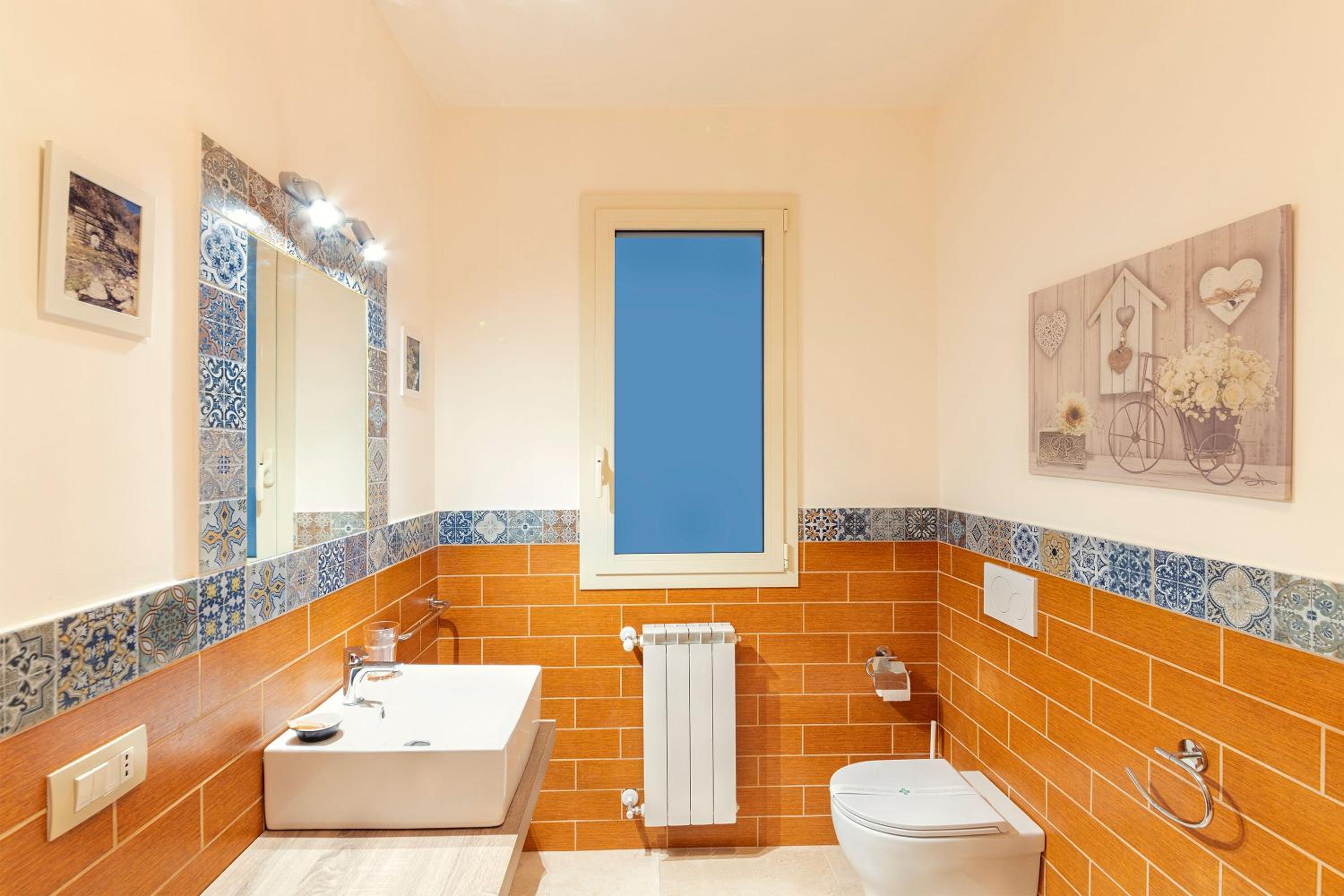 Double Room with Private Bathroom - Photo 4