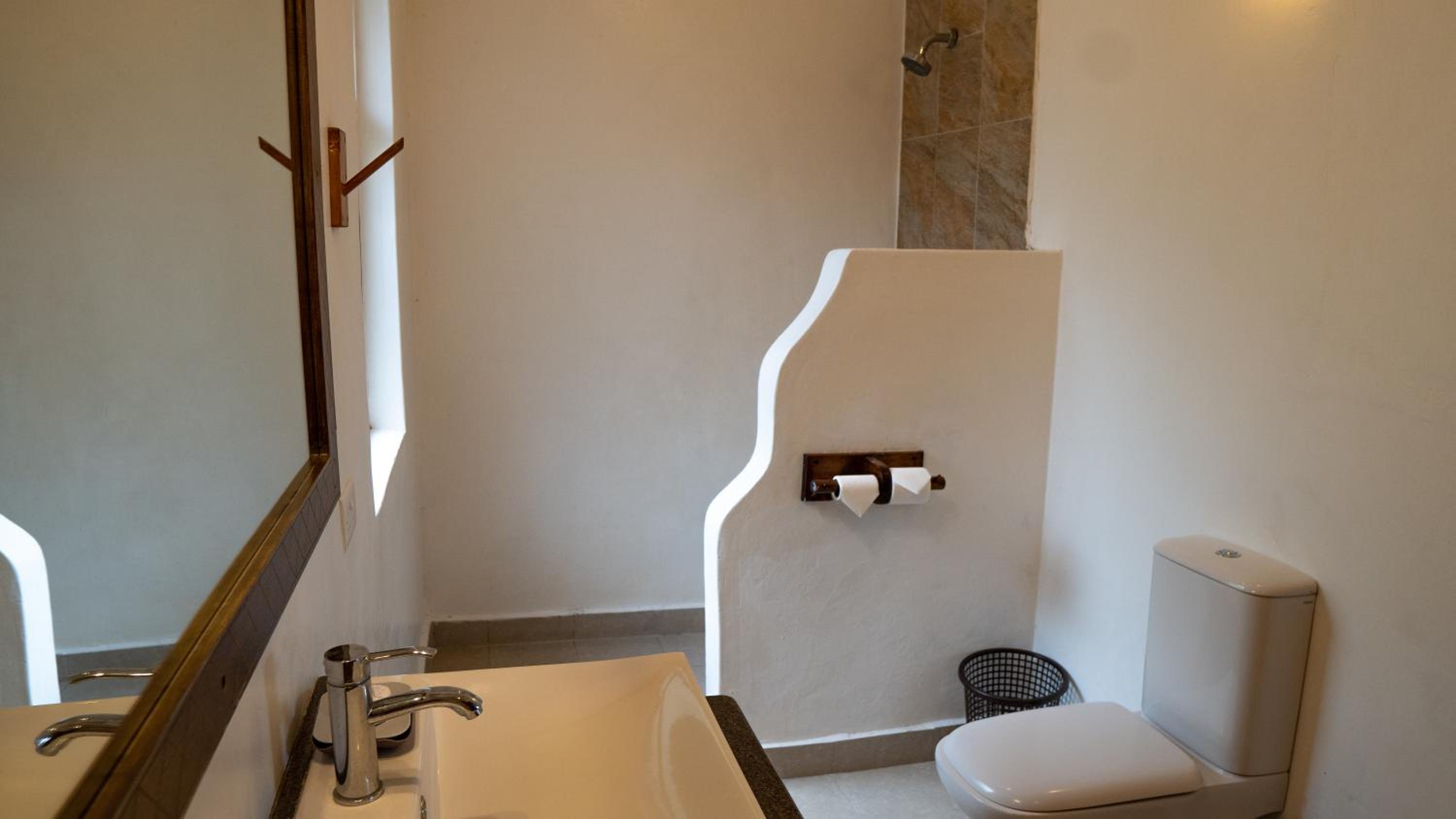 Two-Bedroom House - Photo 7