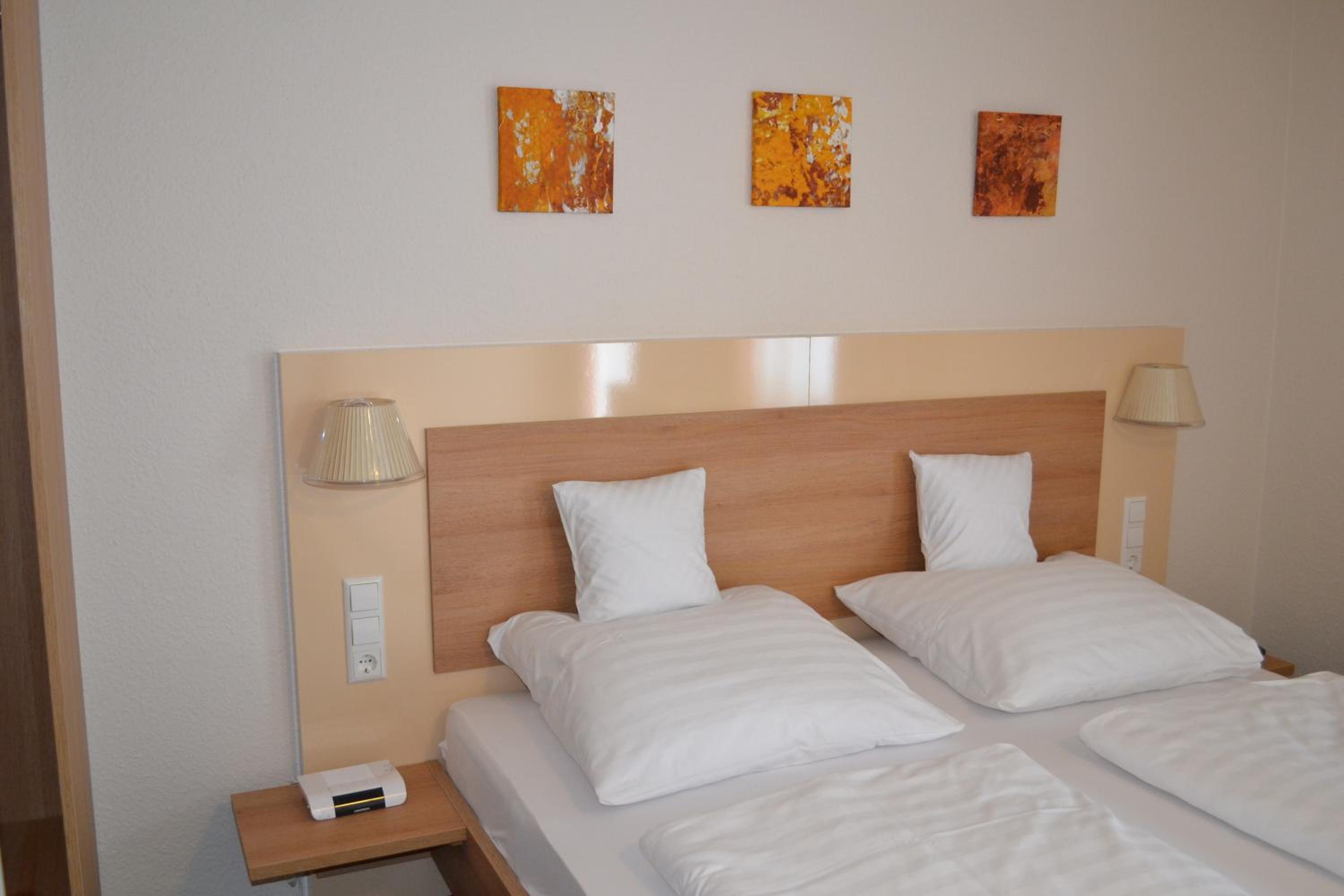 Double Room - Photo 2