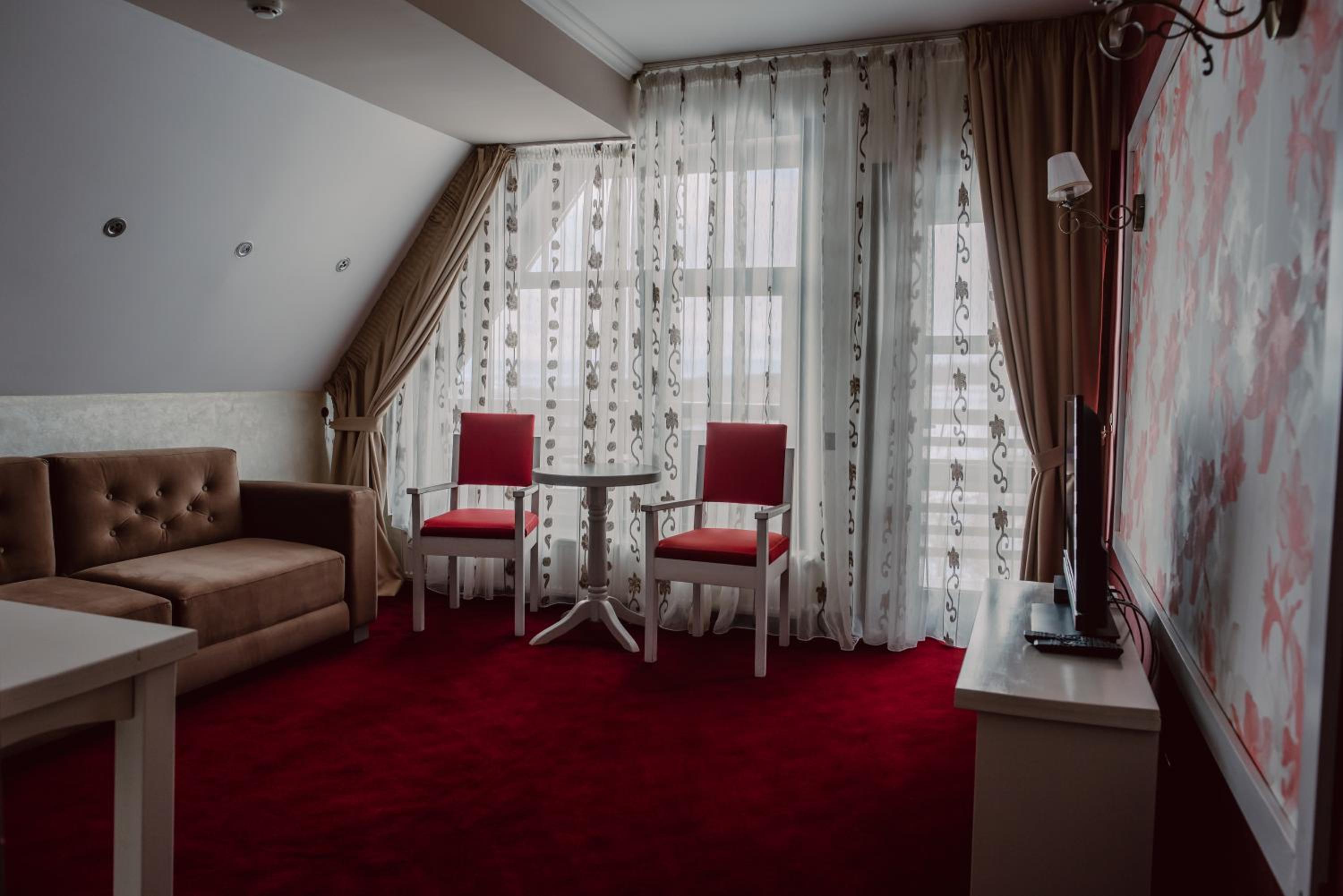 One-Bedroom Apartment with Sofa Bed photo 1