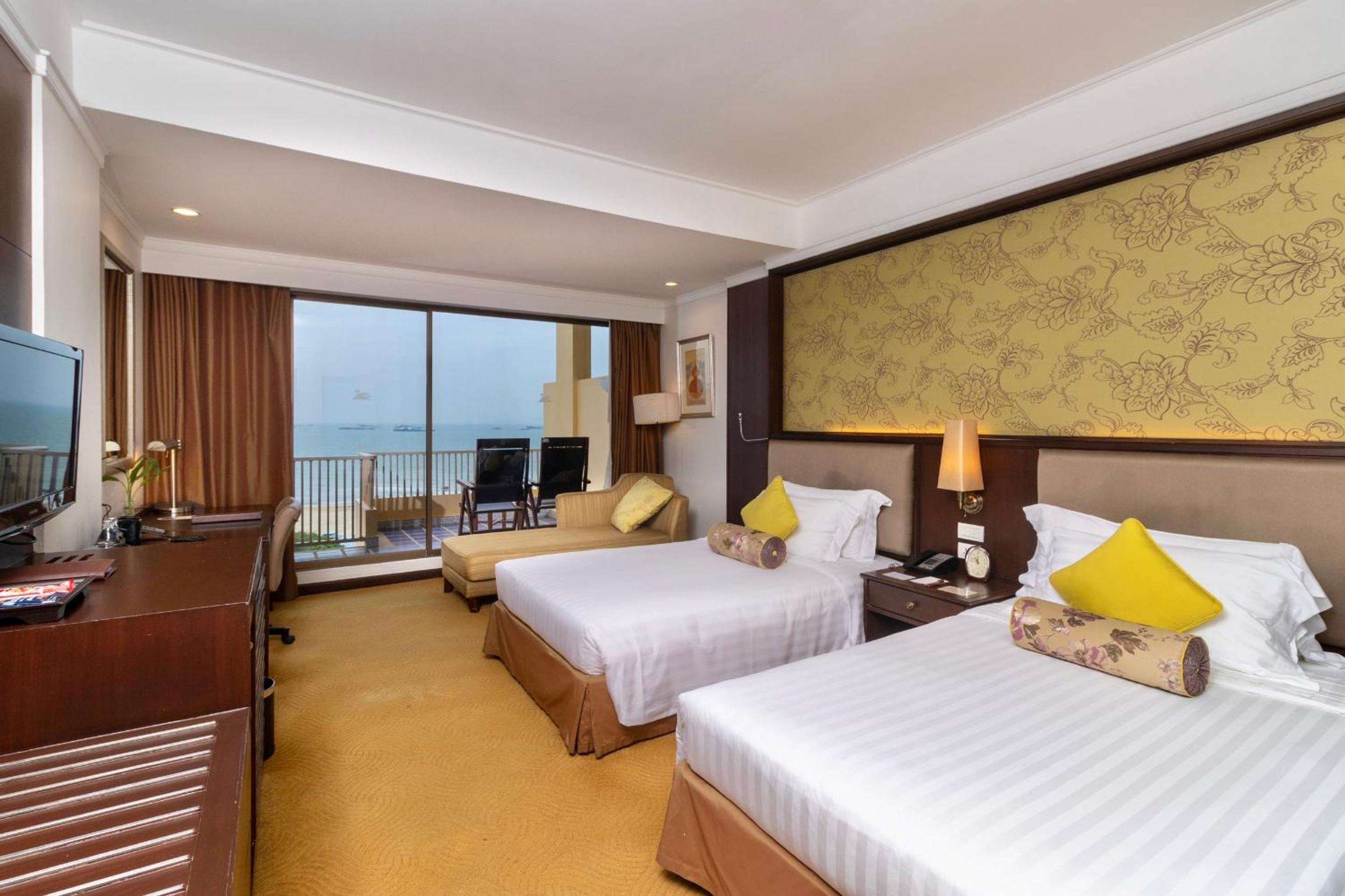 Premium Sea View Twin - Photo 8