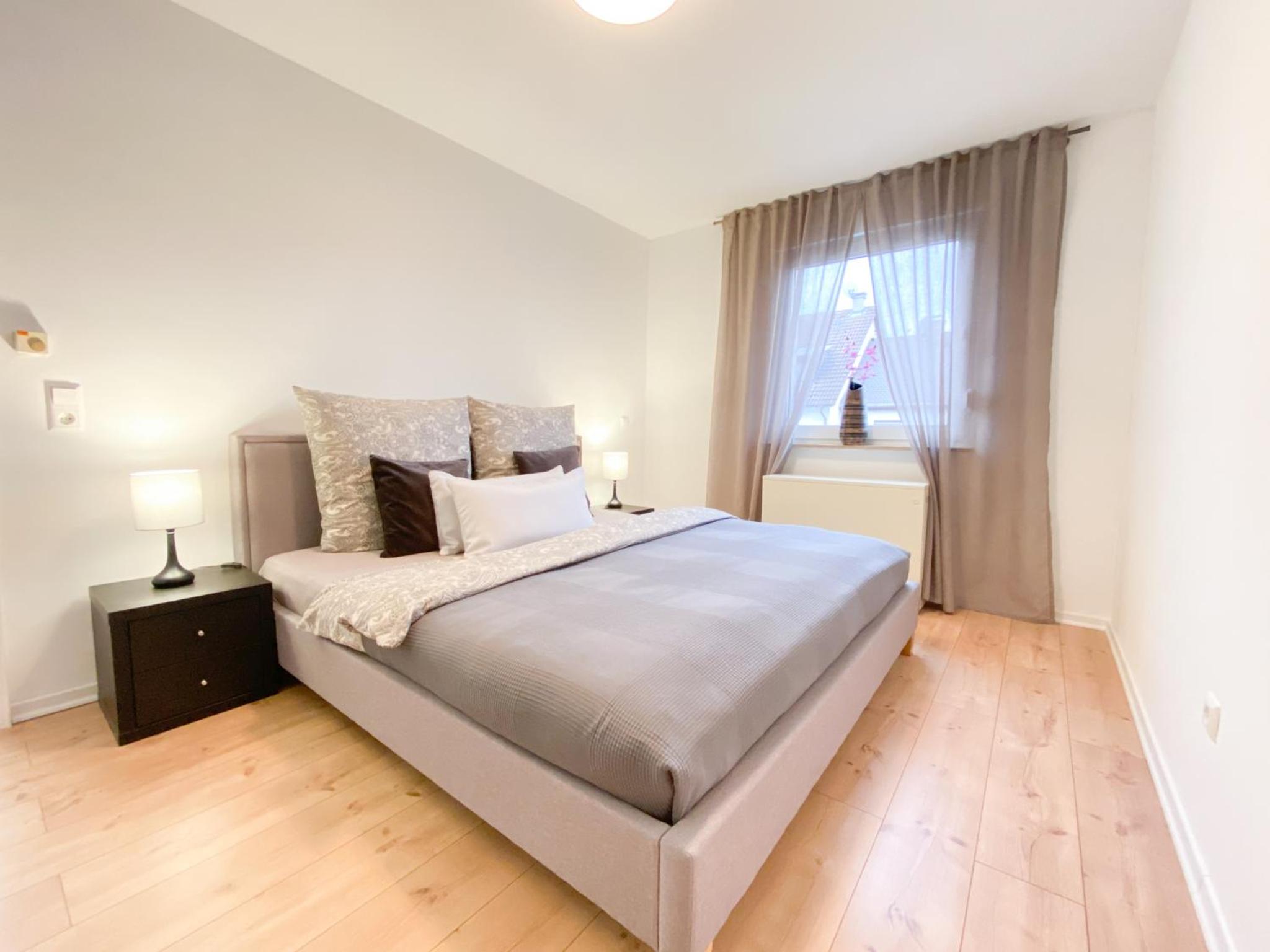 One-Bedroom Apartment - Photo 4